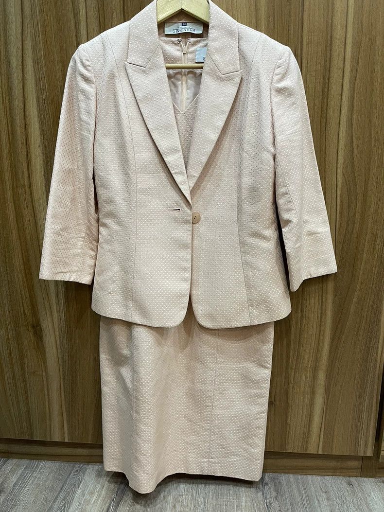 Givenchy Givenchy Women's Suit Dress Set - Spring and Summer Thin V Size S / US 4 / IT 40 - 3 Thumbnail
