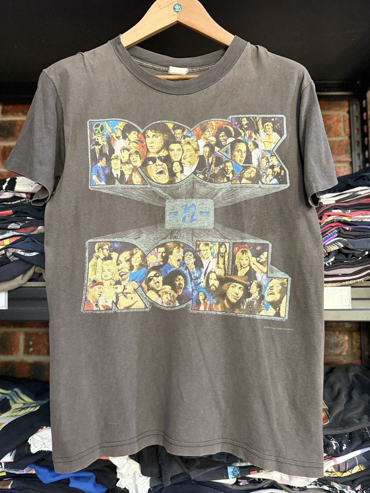 Band Tees Thrashed Vintage 90s Rock N Roll Band SunFaded Rolling Stone Size US M / EU 48-50 / 2 - 1 Thumbnail
