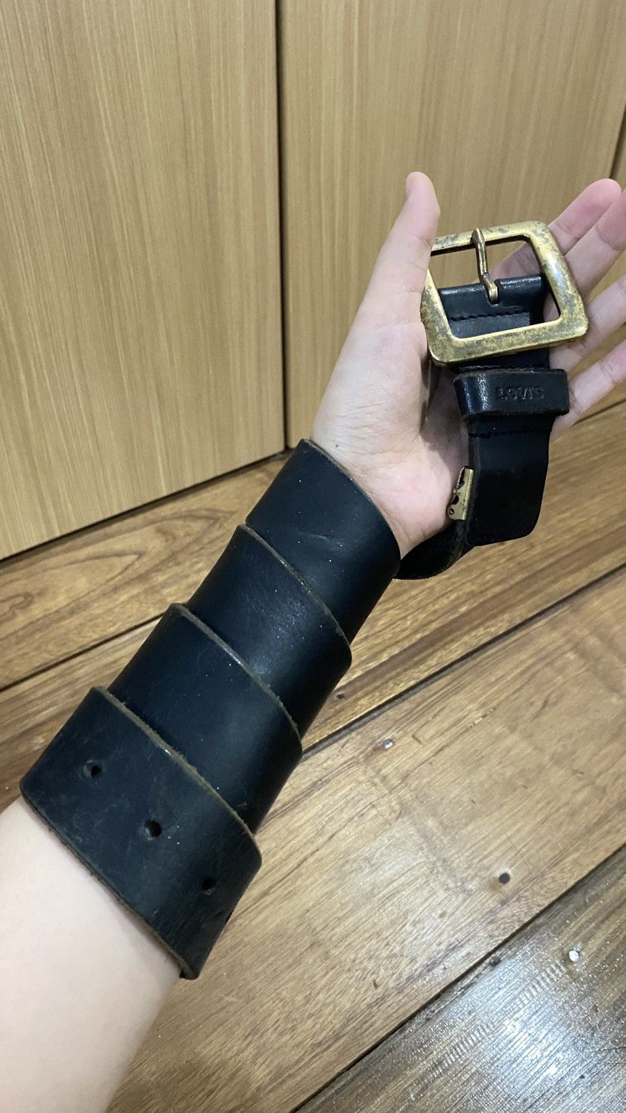 Vintage Y2K vintage belt leather levis Size ONE SIZE - 1 Thumbnail