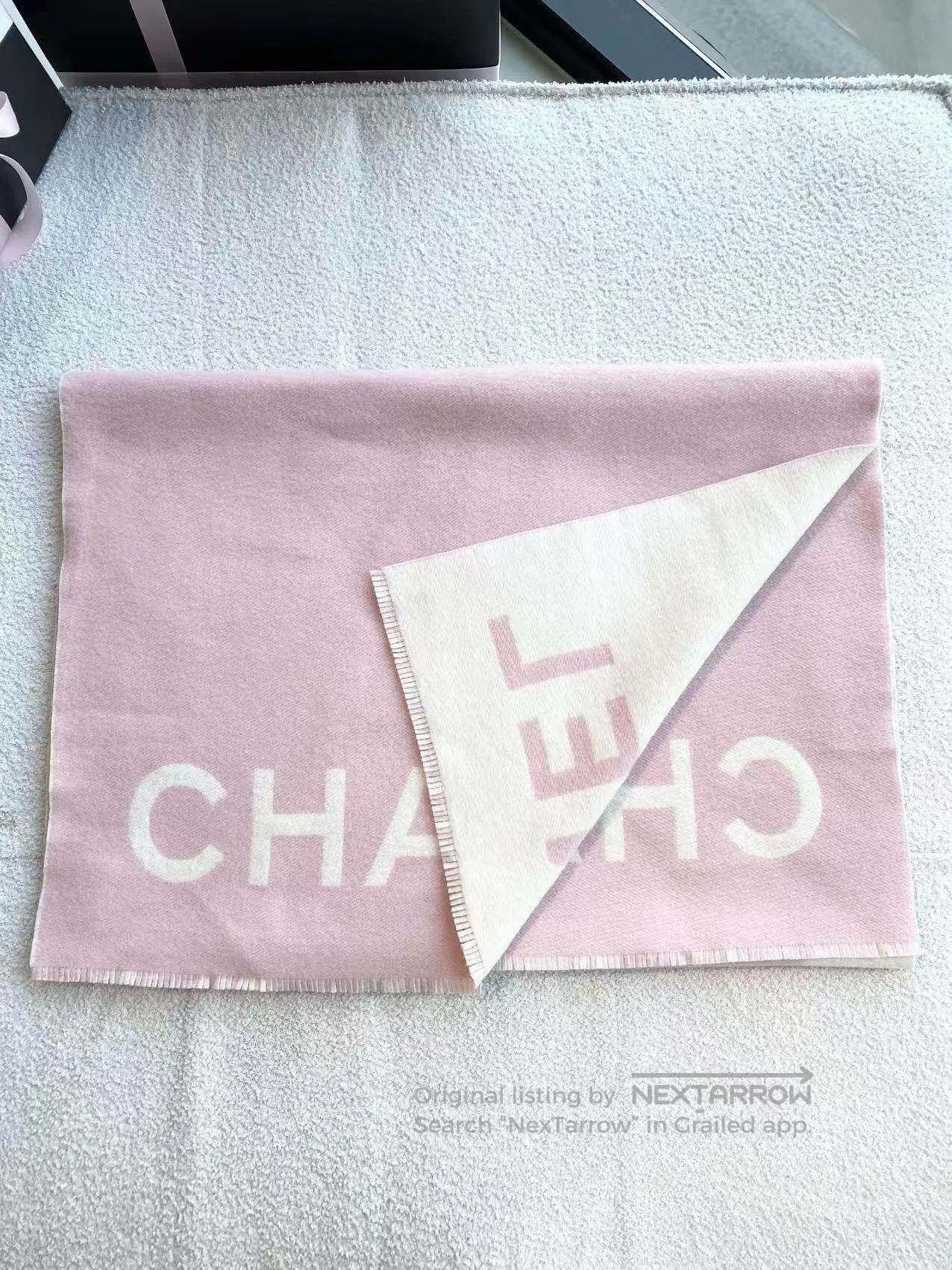 Chanel Chanel 21k double-sided letter logo cashmere scarf| Size ONE SIZE - 2 Thumbnail