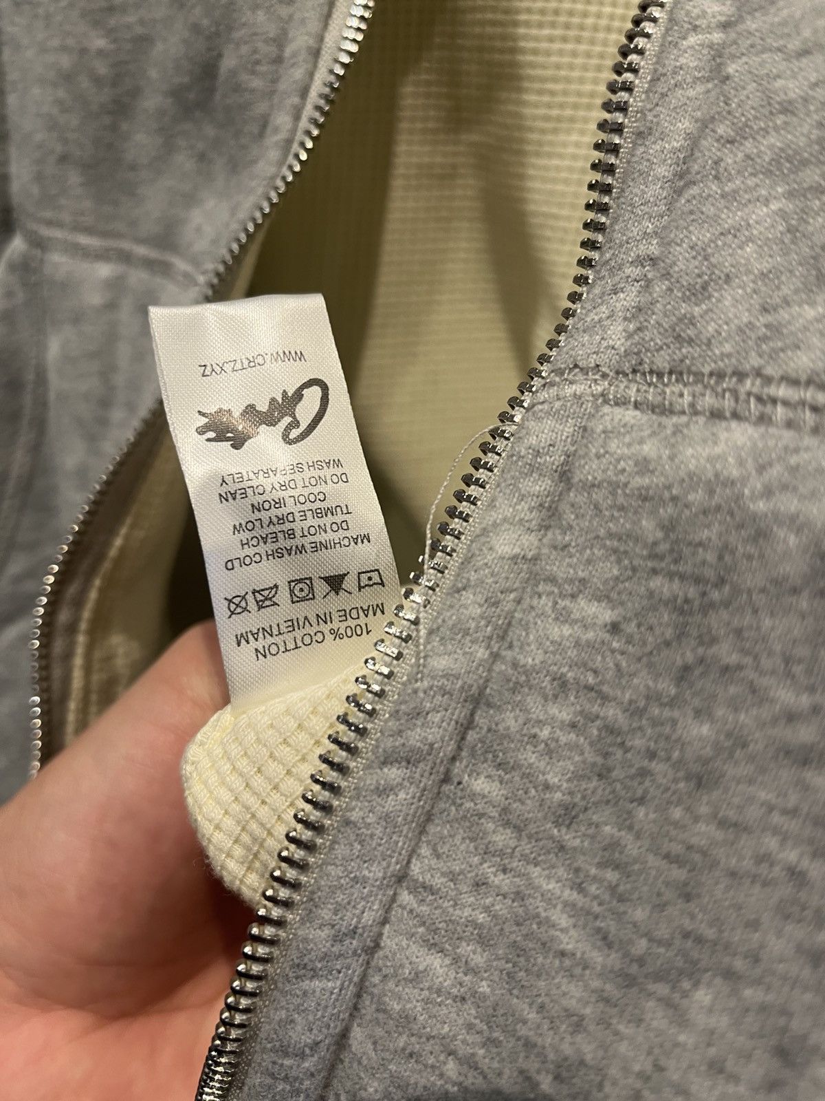 Corteiz Corteiz HMP Zip Hoodie – Grey – Size Small (NWT) | Grailed
