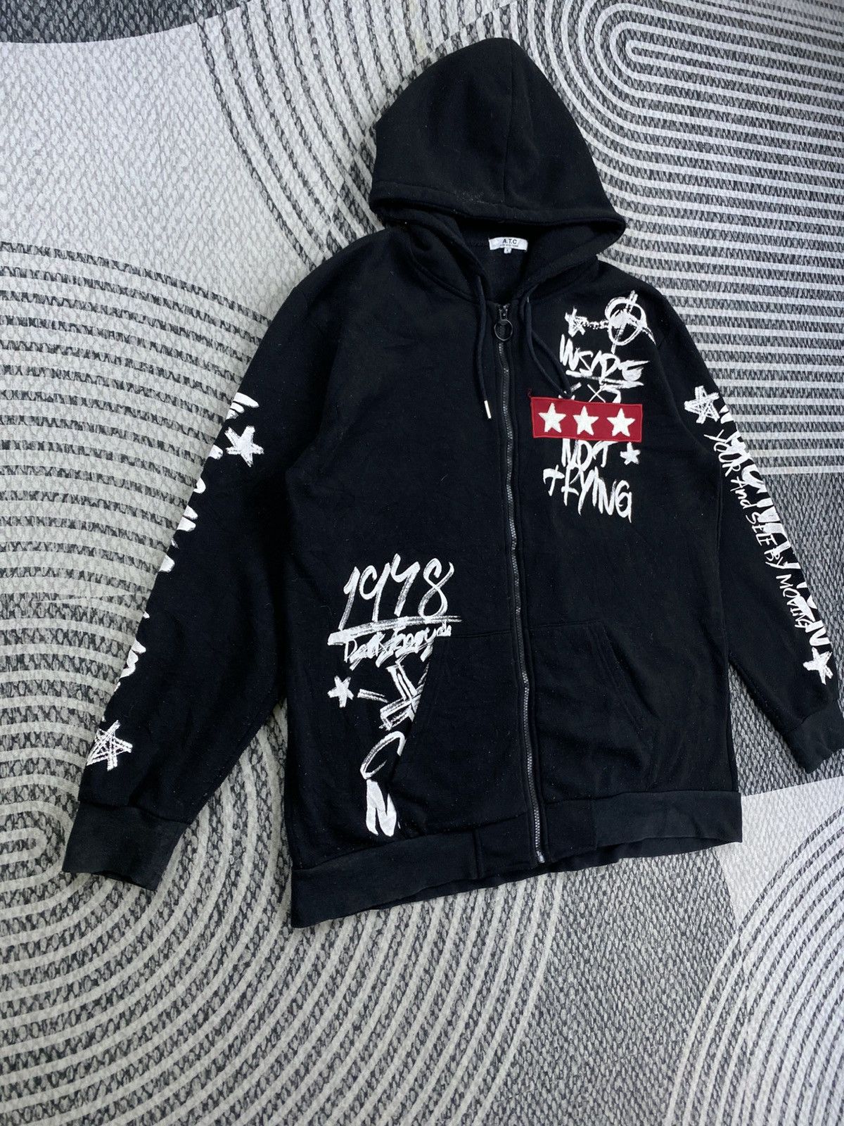 In The Attic 🔥🔥In The Attic Punk Design Rare Zipper Hoodie Jacket Size US L / EU 52-54 / 3 - 4 Thumbnail