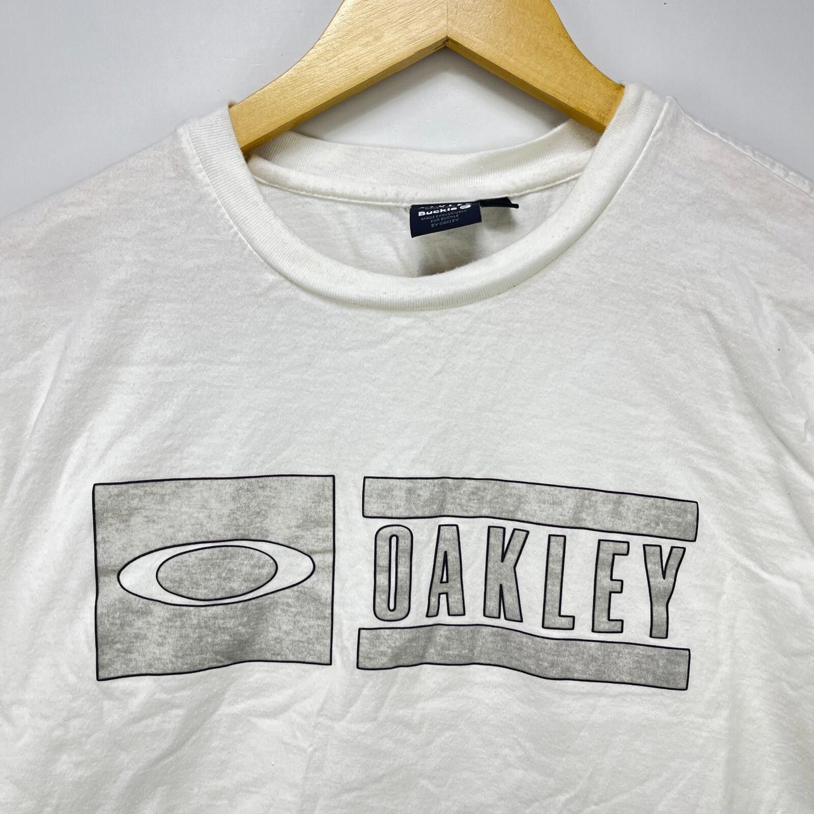 Oakley Vintage Y2K Oakley Made for Buckle T-Shirt XL Size US XL / EU 56 / 4 - 2 Thumbnail