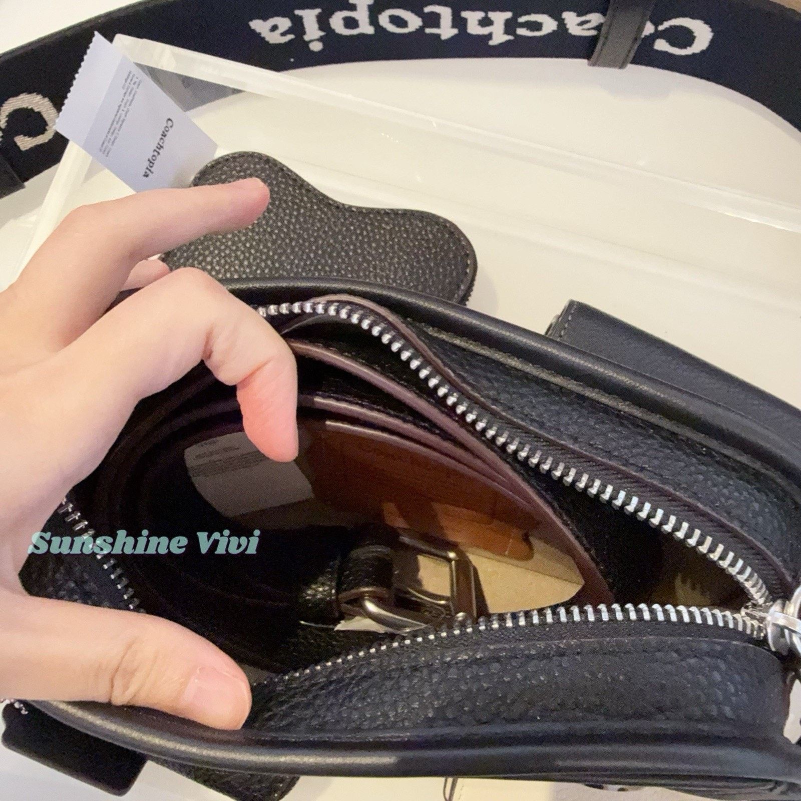 Coach NWT Coach Crossbody Belt Bag Coachtopia Leather Black CK114 Size ONE SIZE - 3 Thumbnail