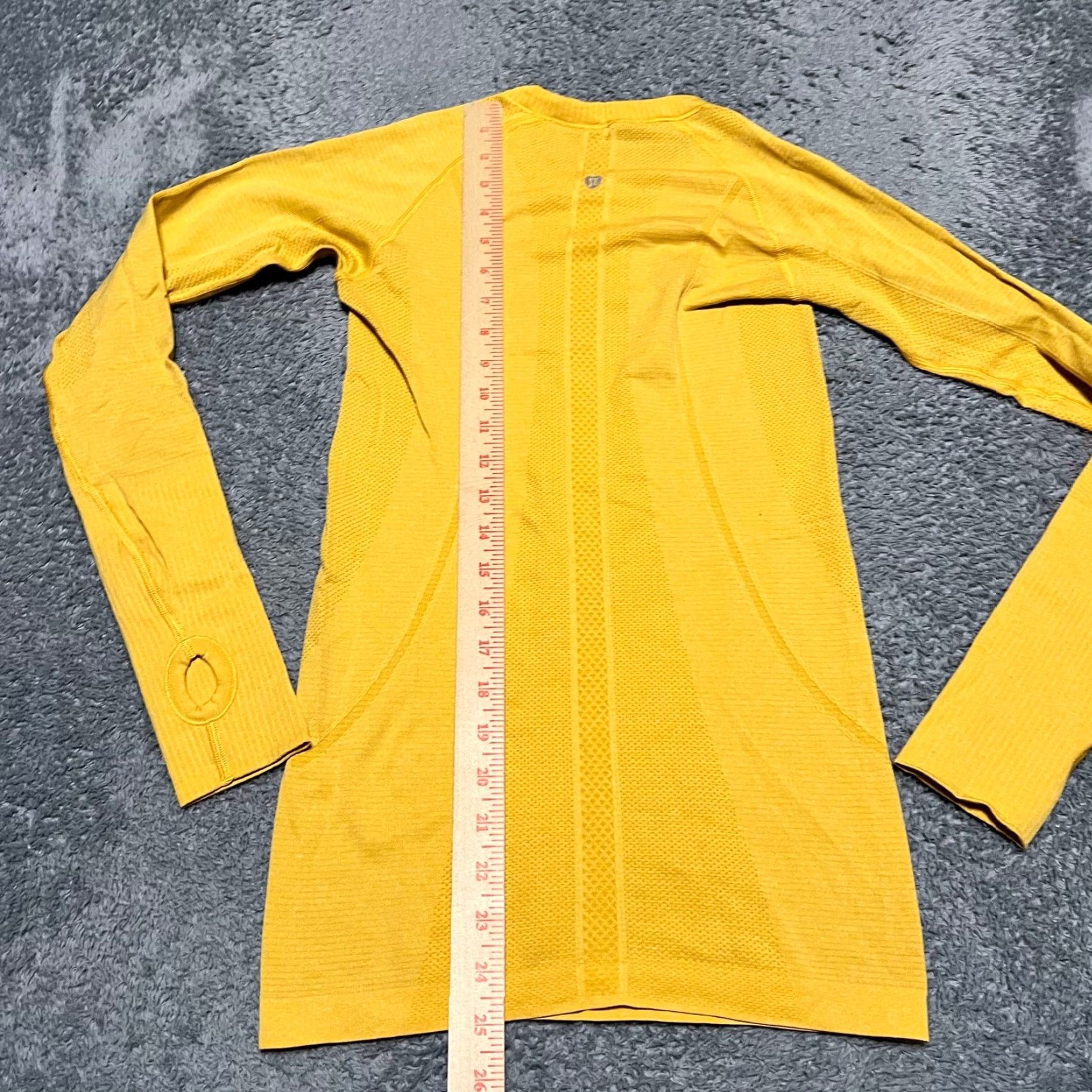 Lululemon Lululemon Shirt Womens 4 Swiftly Long Sleeve Yellow Running Regular Womens Size 4 Yellow Shirt Size S / US 4 / IT 40 - 6 Thumbnail