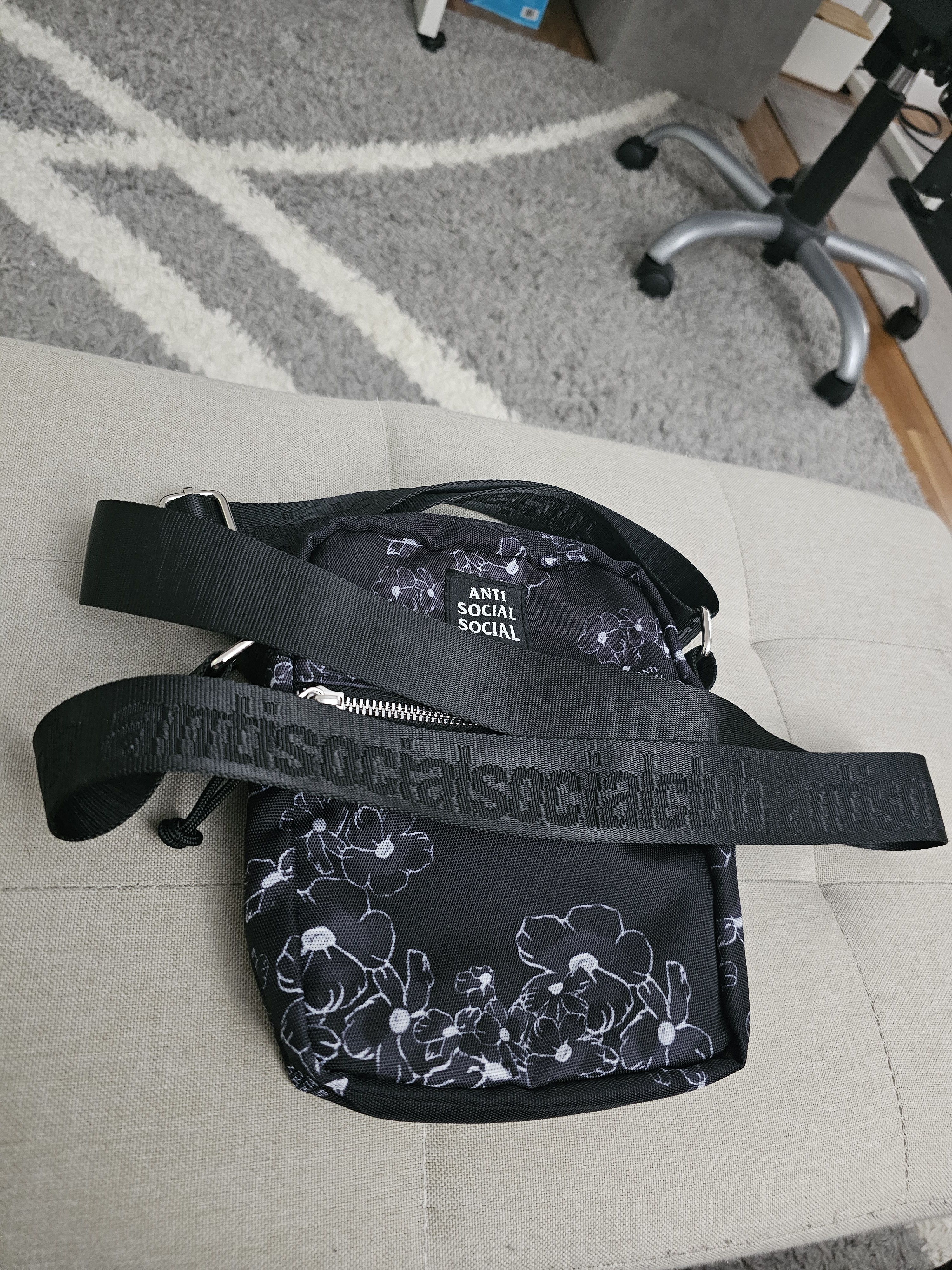 Anti Social Social Club Anti social social club side bag Size ONE SIZE - 3 Thumbnail