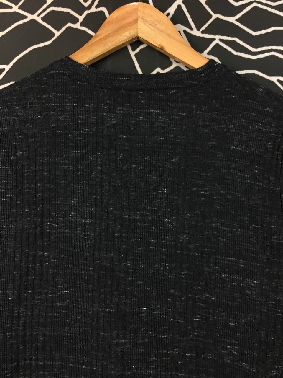 Mossimo Mossimo Black Ribbed V-Neck Long Sleeve Thermal Knit Tee Size US S / EU 44-46 / 1 - 7 Thumbnail