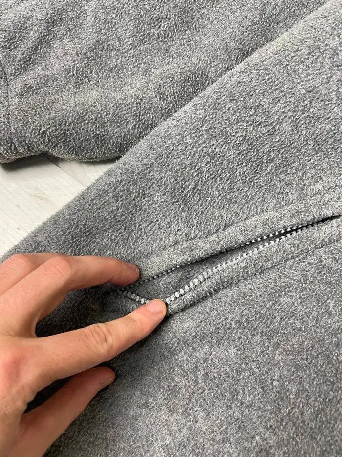 Yves Saint Laurent Vintage Yves Saint Laurent Logo YSL Fleece Jacket 90s Size US L / EU 52-54 / 3 - 7 Thumbnail