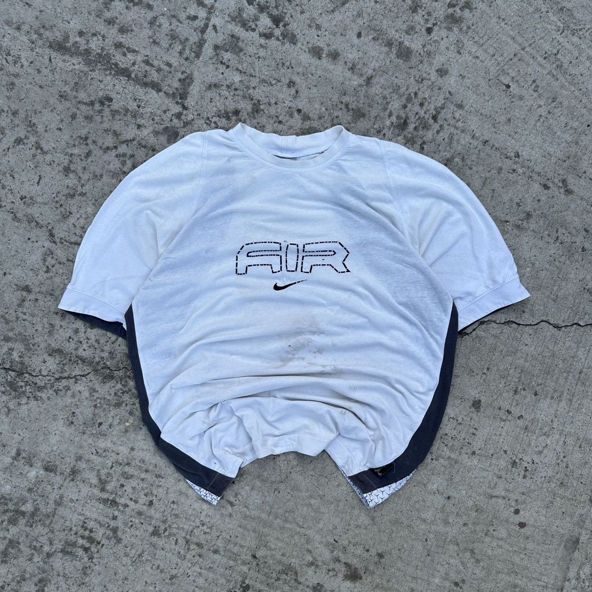 Nike VTG Japanese Style Nike Air T-shirts Big Logo Y2K Trashed Size US XL / EU 56 / 4 - 1 Thumbnail