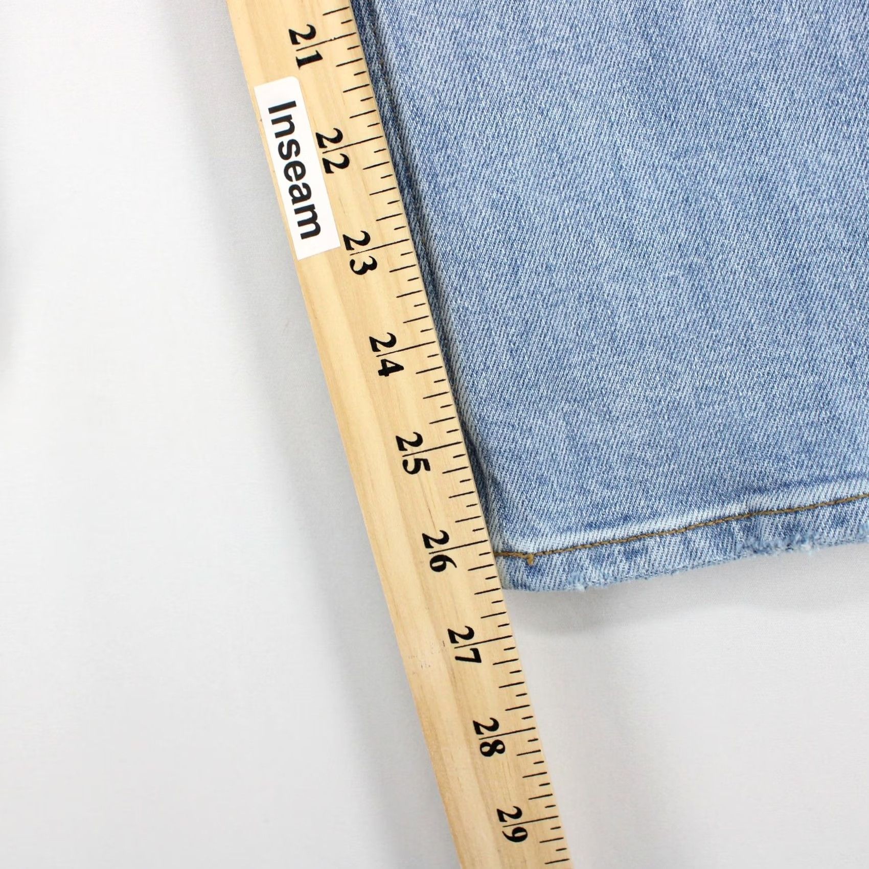 Aritzia Aritzia Straight Womens 26 Blue Denim Forum Arlo Jean Light High Rise Button Fly Size 26" / US 2 / IT 38 - 7 Thumbnail