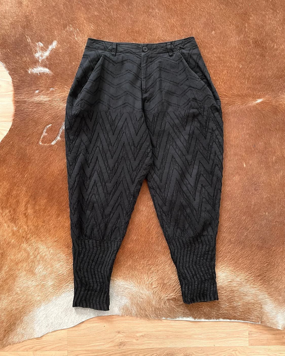 ISSEY MIYAKE jodhpur pants