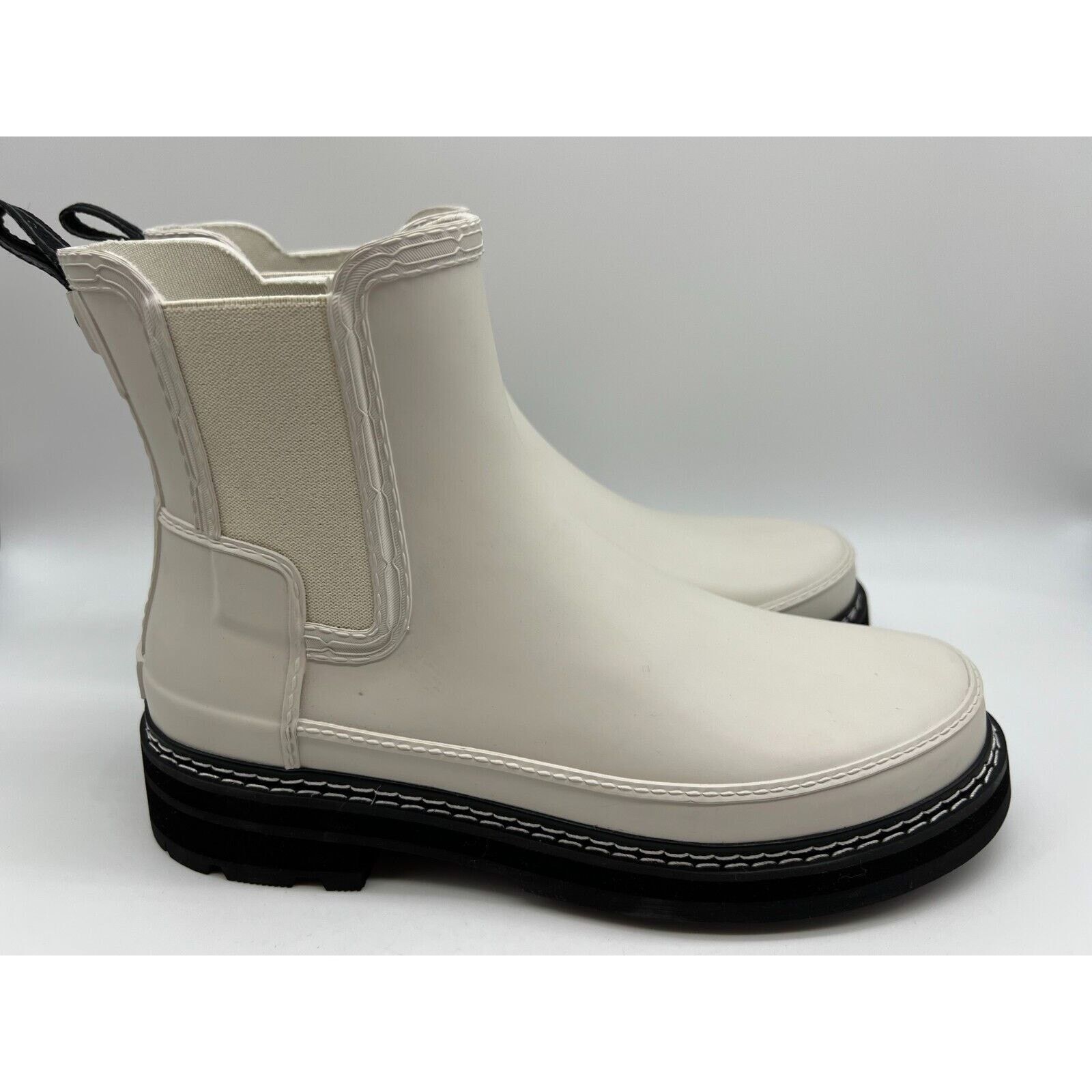 Hunter Refined Stitch Waterproof Chelsea Boot Women Size 10