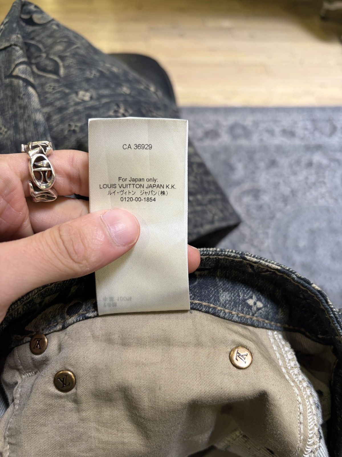 Louis Vuitton LOUIS VUITTON MONOGRAM CARPENTER Size US 32 / EU 48 - 7 Thumbnail
