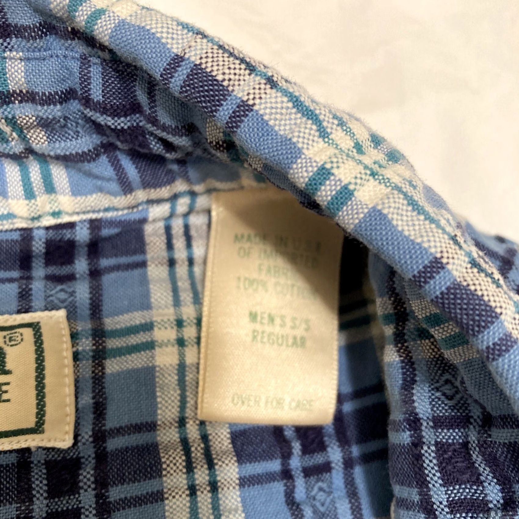 Vintage L.L. Bean Men's Large Short Sleeve Button Down Pocket Shirt Blue Chamois Cotton Plaid Regular Size US L / EU 52-54 / 3 - 3 Thumbnail