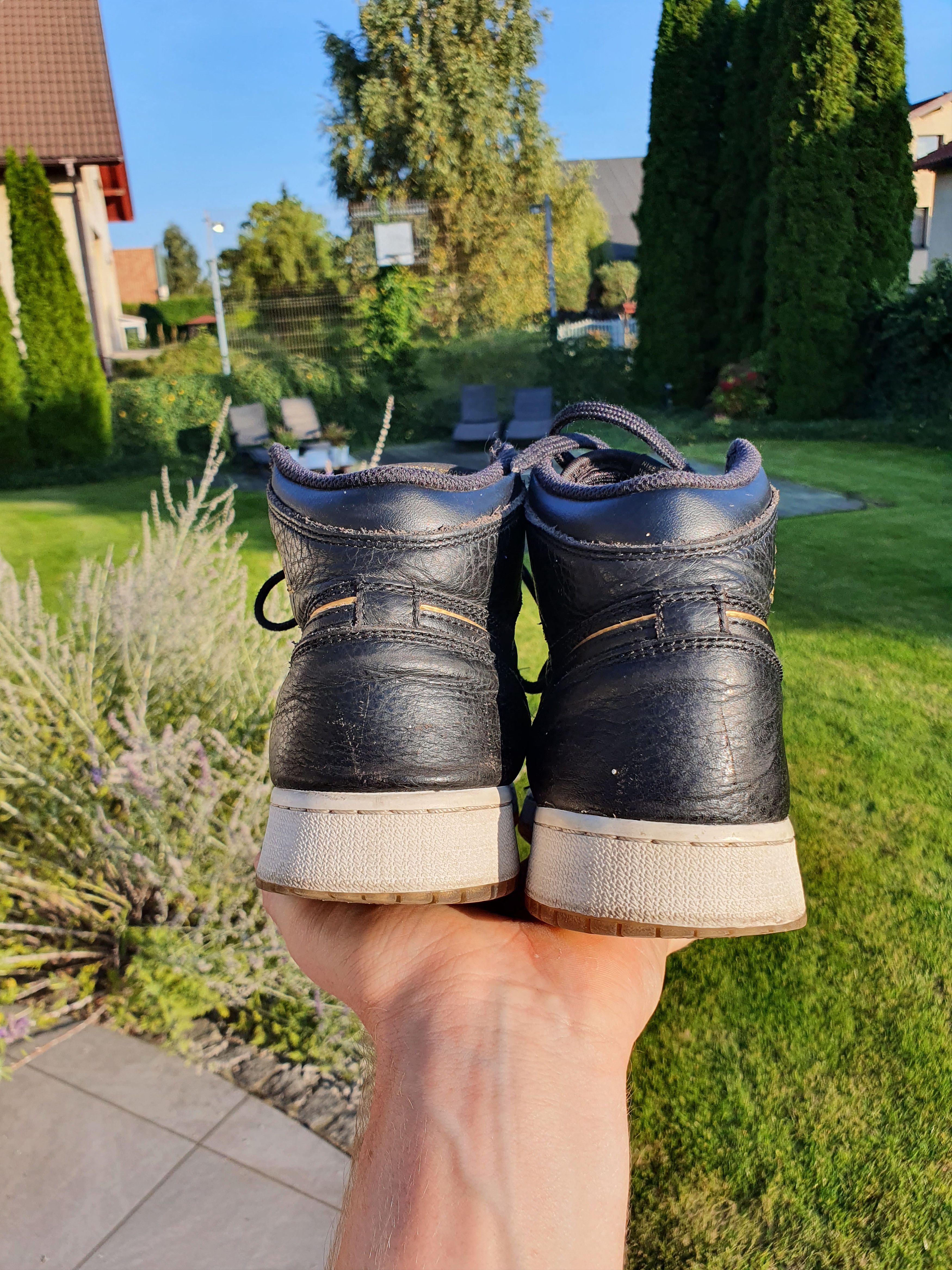 Jordan Brand × Nike 2018 Nike Air Jordan 1 Retro High City of Flight (GS) Size US 6.5 / IT 36.5 - 2 Thumbnail