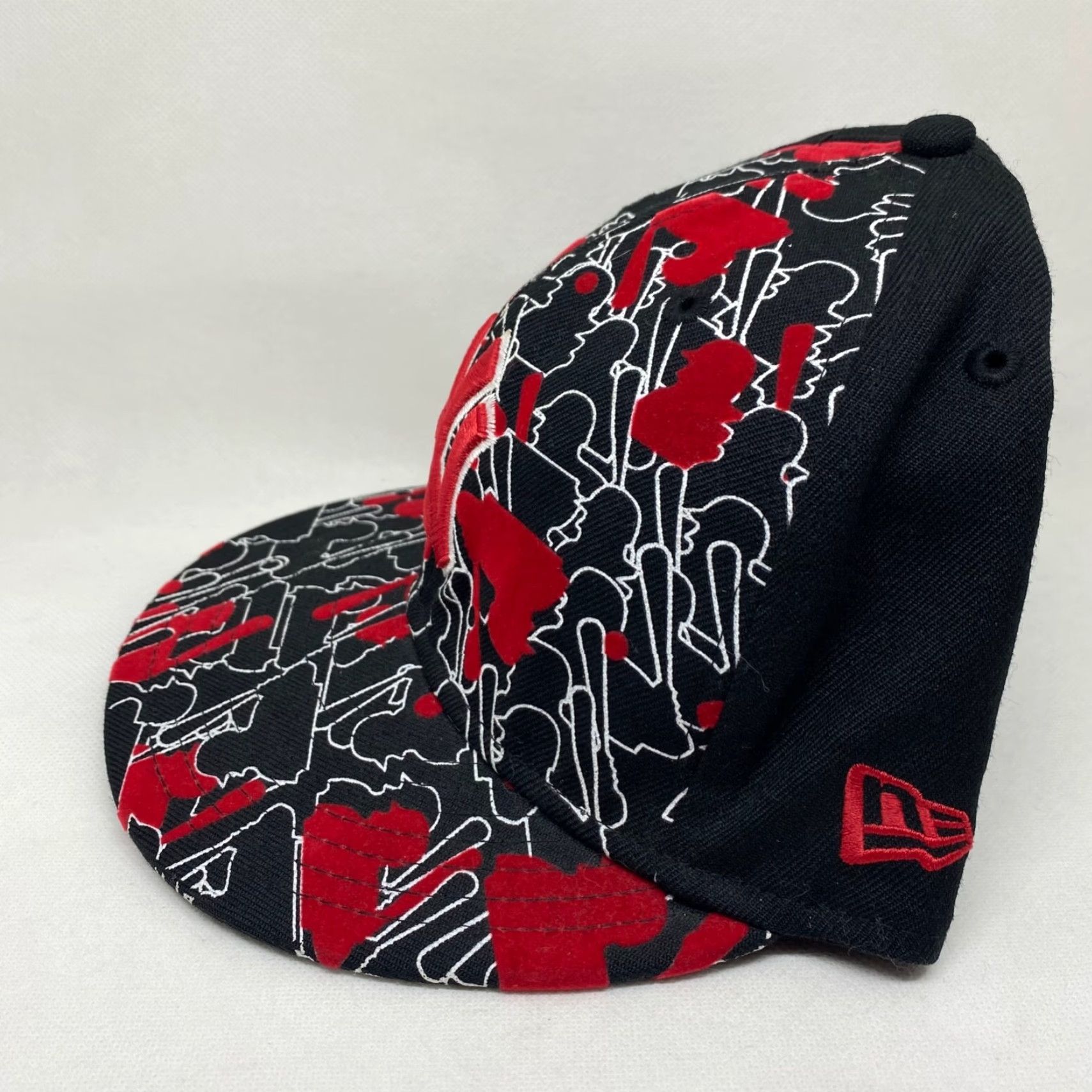 New Era New Era New York Yankees Hat Fitted 7 1/2 59Fifty Black Red Paint 100% Wool Size ONE SIZE - 4 Thumbnail