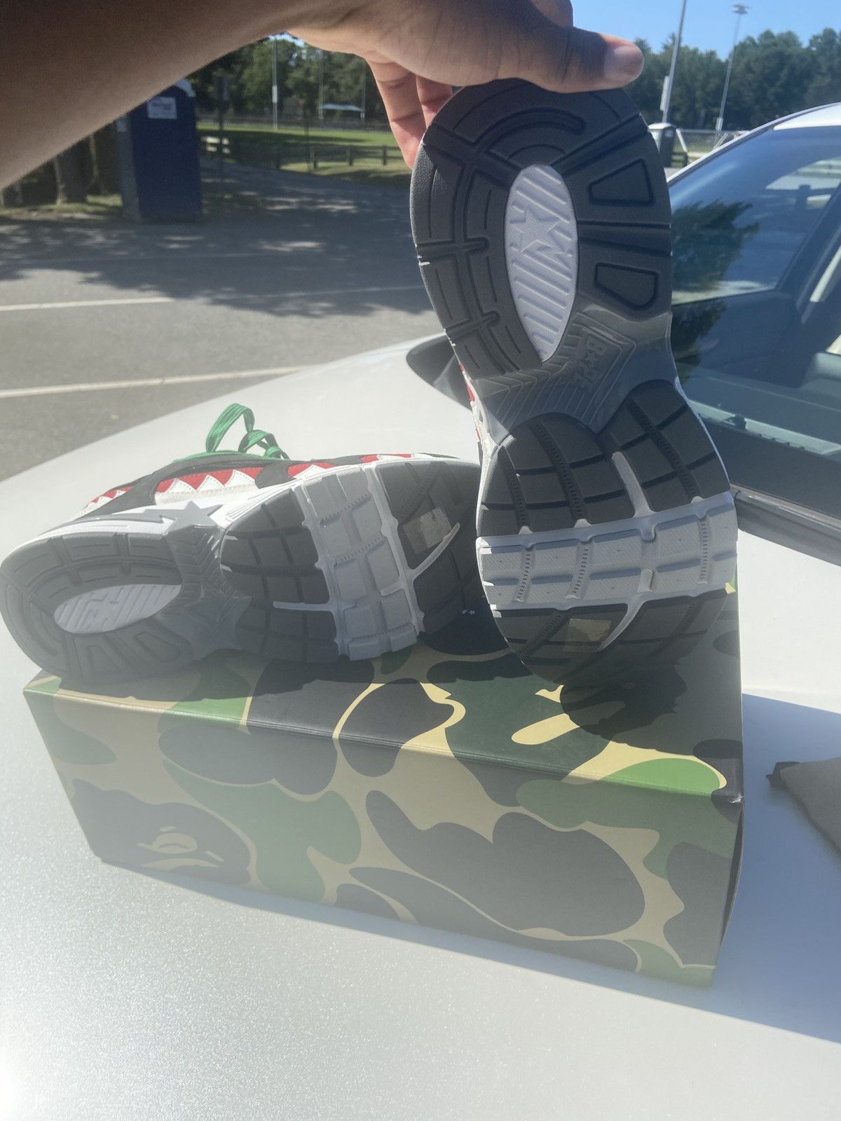 Bape Brand new sharksta dubai editon Size US 9.5 / EU 42-43 - 8 Thumbnail