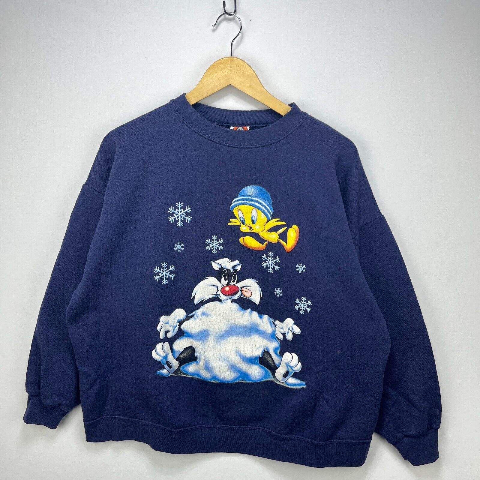 Vintage Vintage '90s Tweety Bird Looney Tunes Winter Christmas Large Size US L / EU 52-54 / 3 - 1 Thumbnail