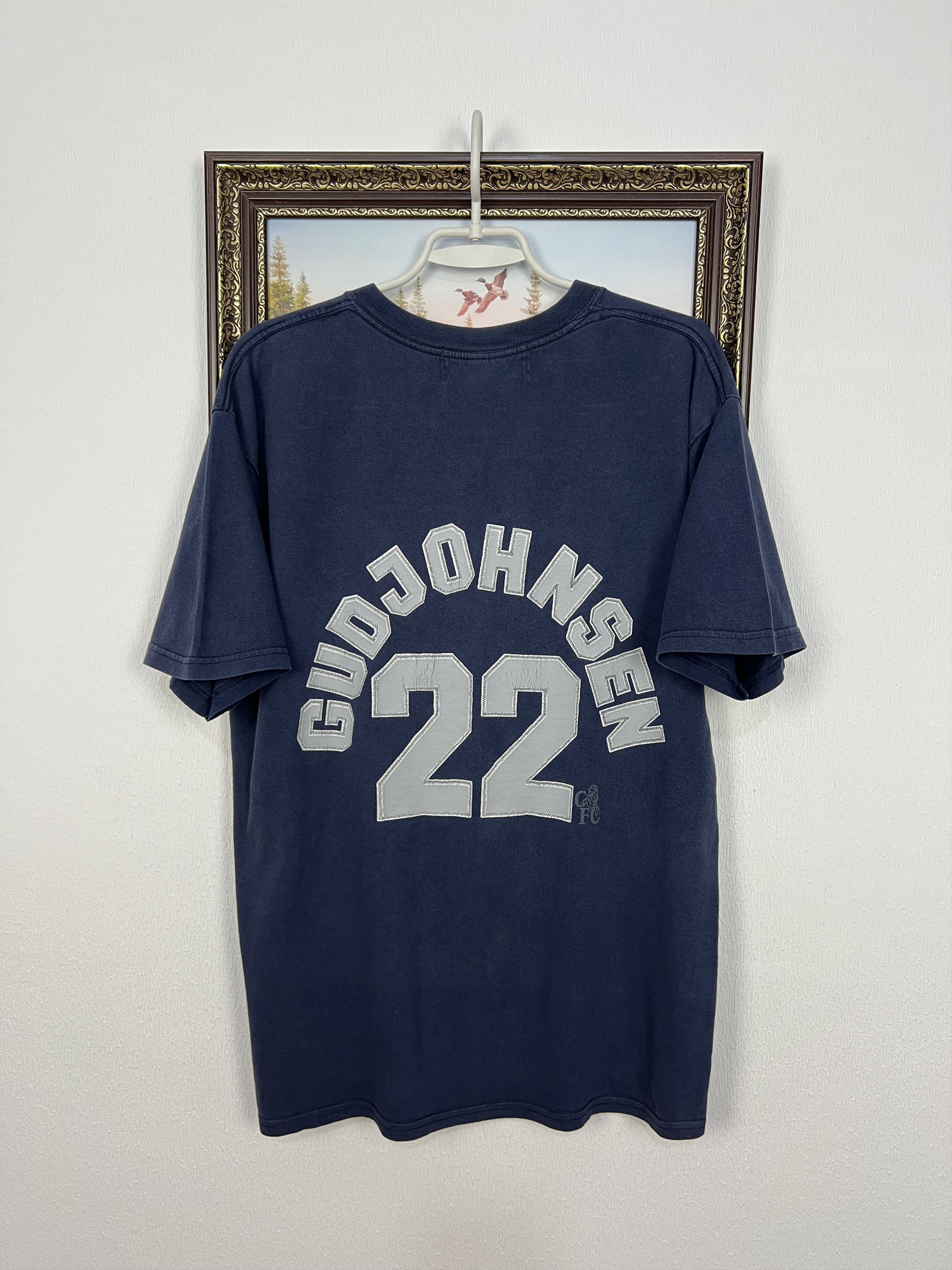 Vintage Vintage Blue Flag Chelsea Football Shirt #22 Gudjohnsen Size US L / EU 52-54 / 3 - 7 Thumbnail