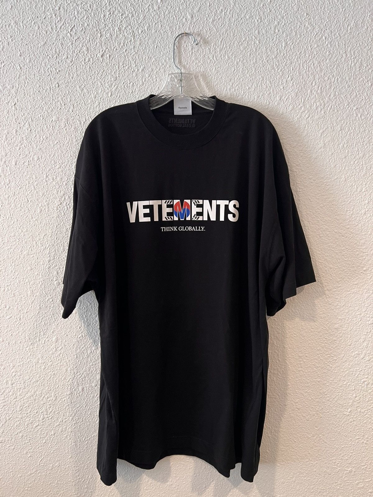 image of Vetements South Korea Tee Size XL in Black, Men's