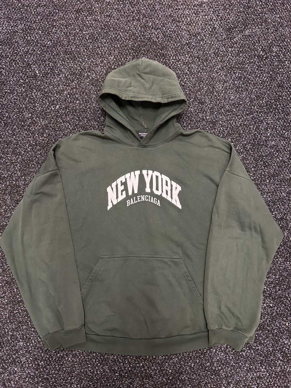 Balenciaga Balenciaga City Series LIMITED EDITION New York Hoodie 23/35 Size US L / EU 52-54 / 3 - 1 Thumbnail
