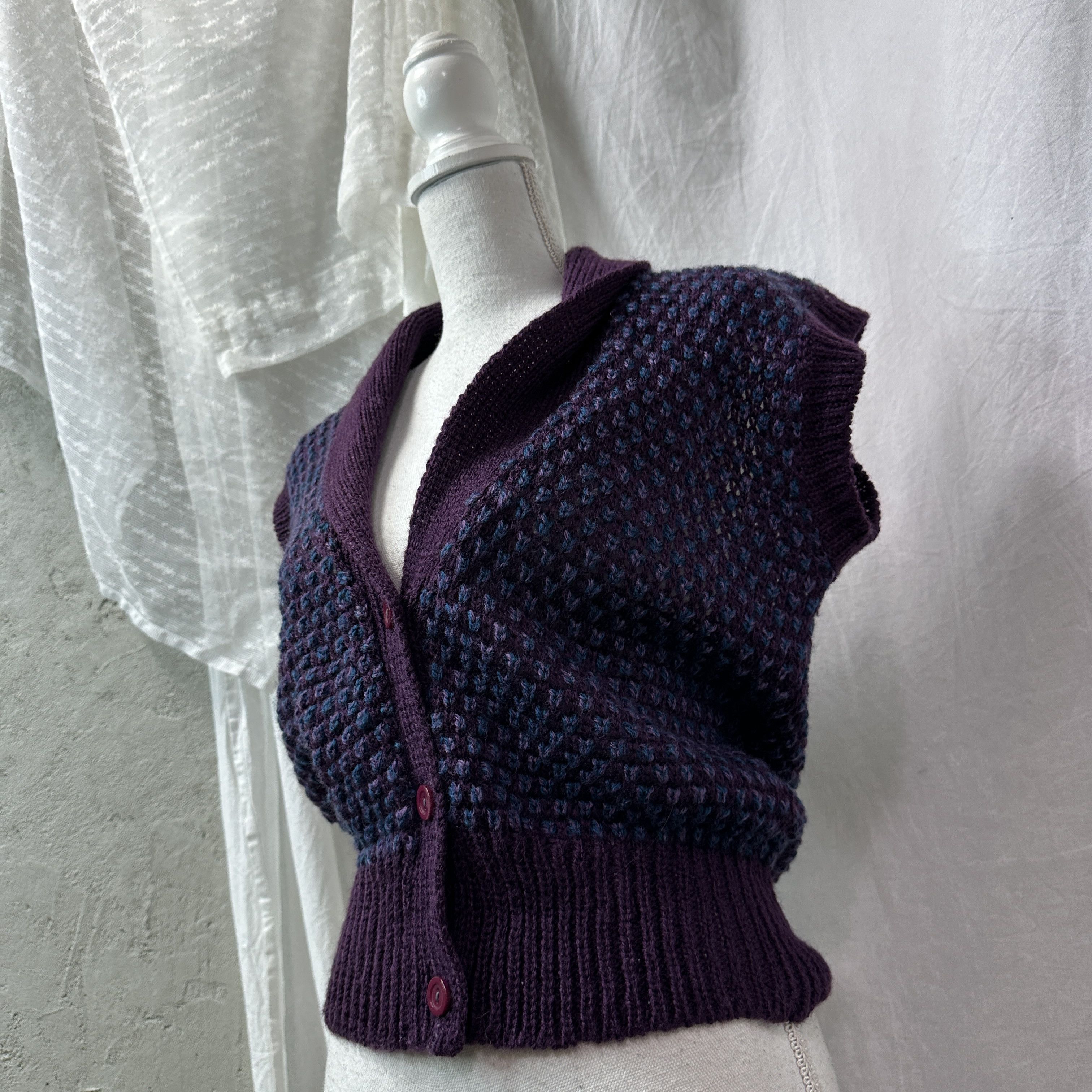 Vintage Vintage Old School Buttoned Sweater Vest 90s Size M / US 6-8 / IT 42-44 - 4 Thumbnail