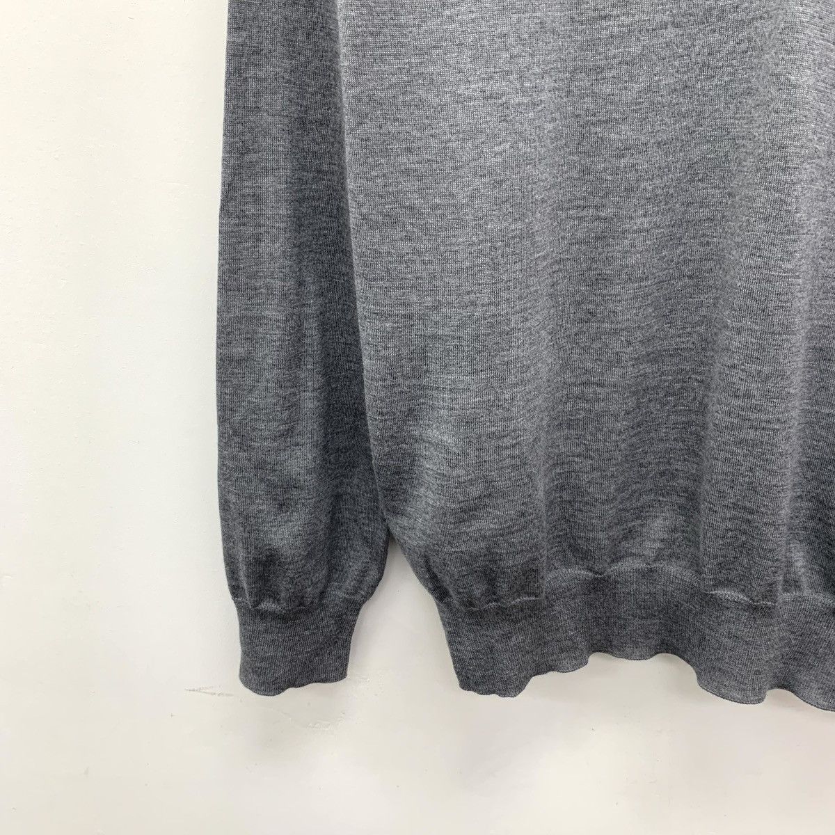 Prada Prada Grey Wool Lapel Long Sleeve Knit Polo K26WX Size M / US 6-8 / IT 42-44 - 4 Thumbnail