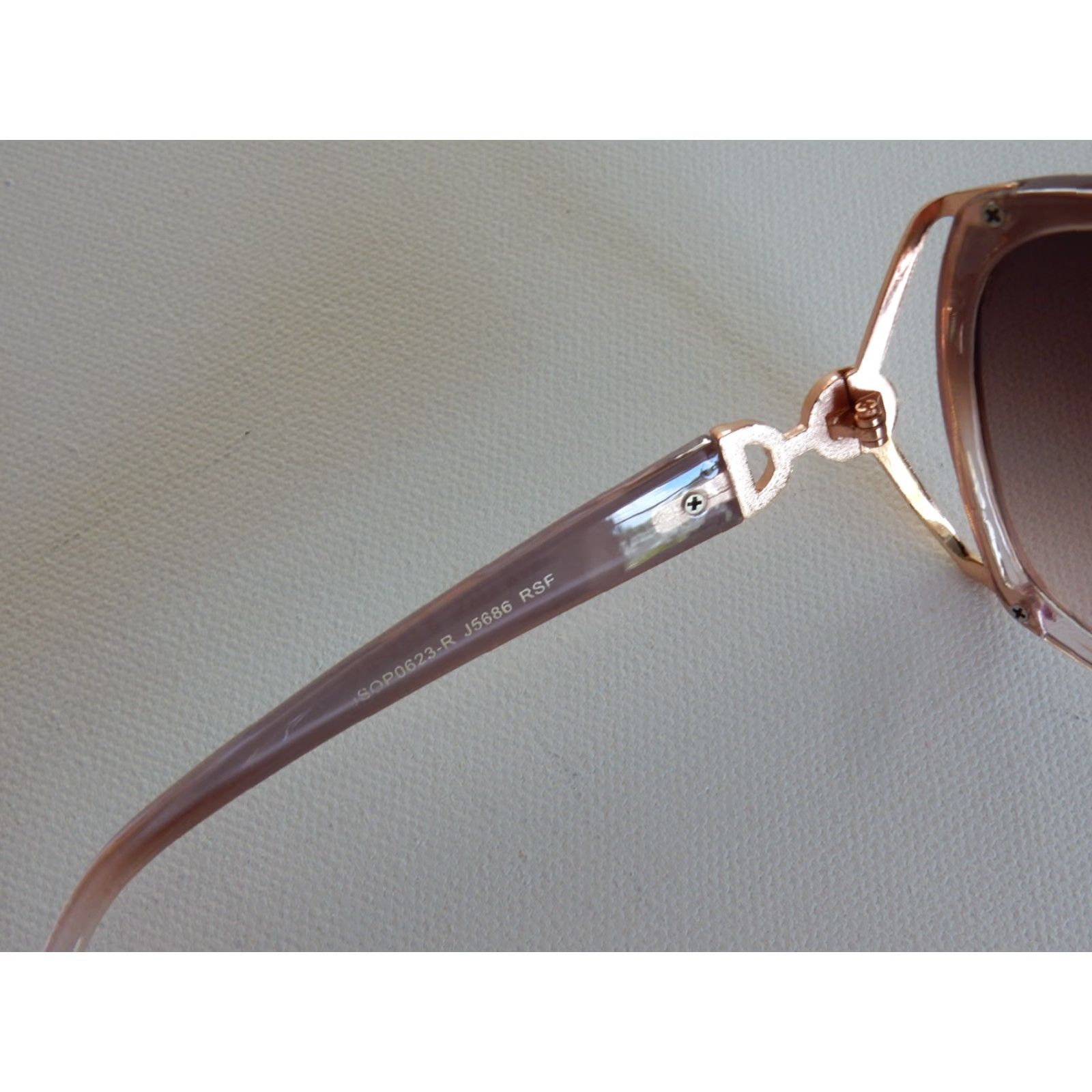 Jessica Simpson VINTAGE Jessica Simpson Sunglasses Women Gray Small Scratches Size ONE SIZE - 4 Thumbnail