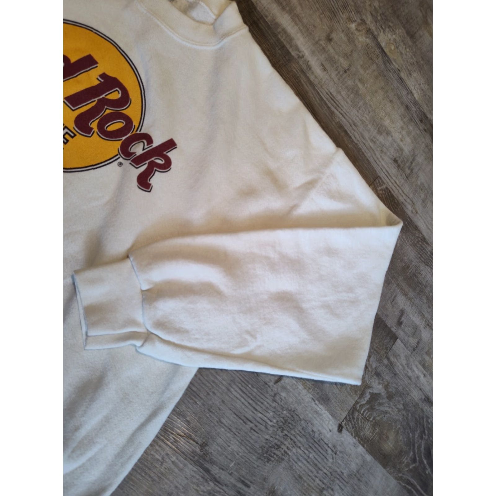 Hard Rock Cafe Vintage Hard Rock Cafe Atlanta Crewneck Sweatshirt White Large Made In USA Size US L / EU 52-54 / 3 - 4 Thumbnail