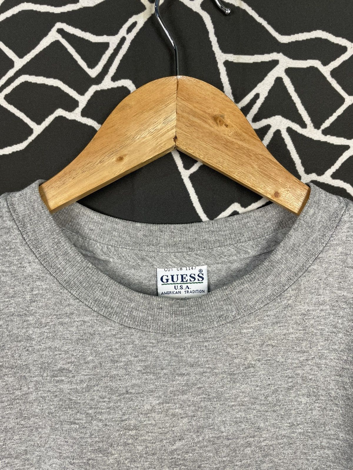 Guess × Vintage Vintage Guess Dragon Tshirt Size US M / EU 48-50 / 2 - 6 Thumbnail