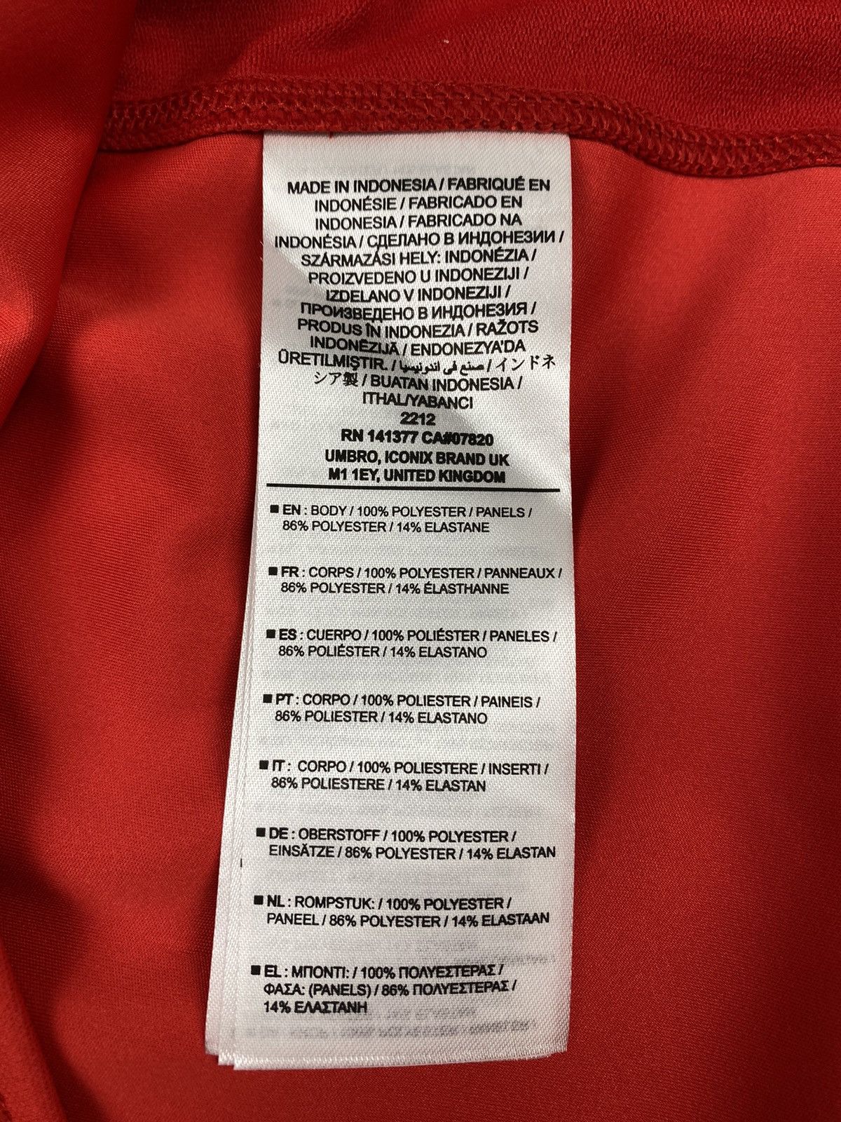 Umbro 🚨 Umbro Rugby O2 long sleeve red man Size US XXL / EU 58 / 5 - 6 Thumbnail