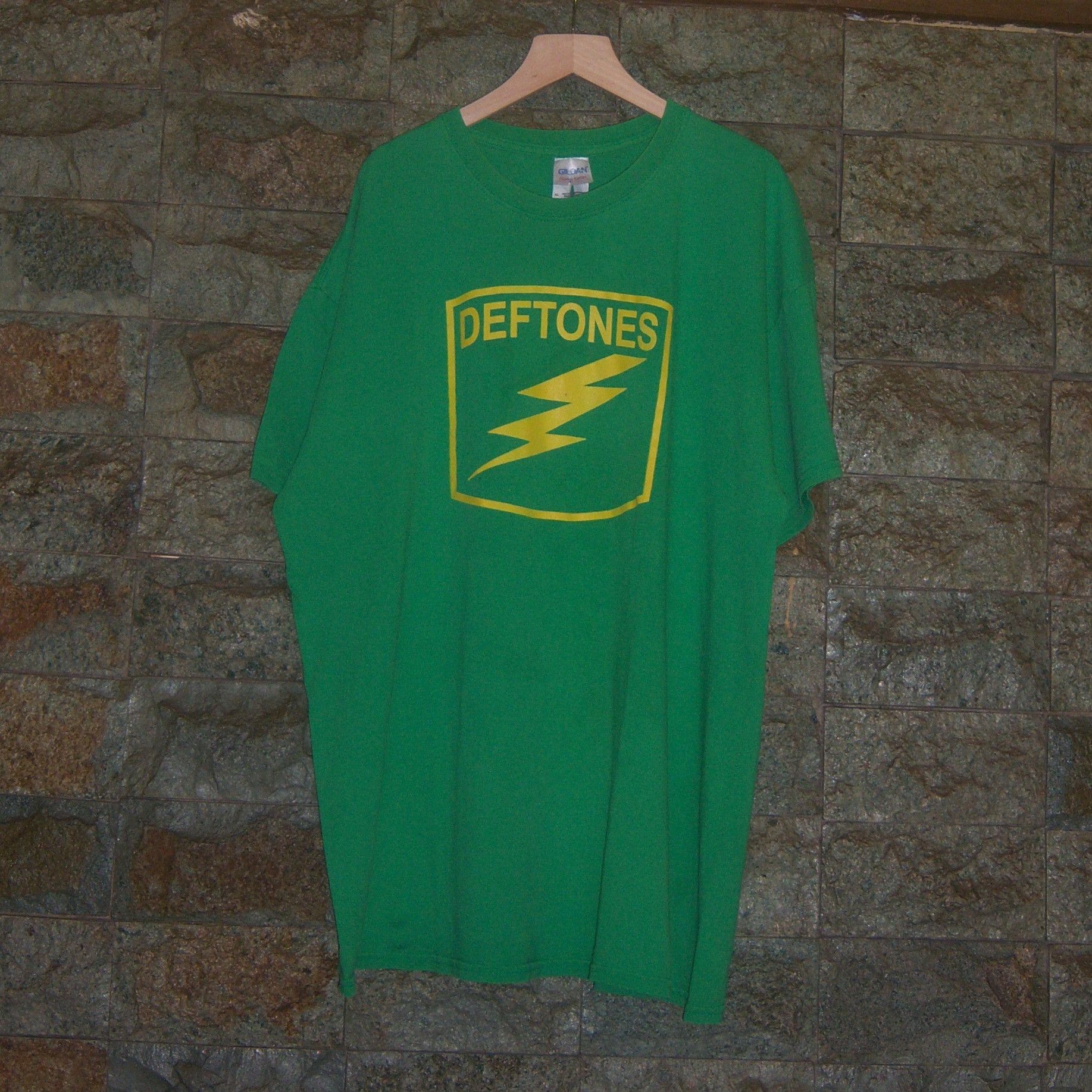 Band Tees Y2k Reprint Deftones Tee Size US XL / EU 56 / 4 - 2 Thumbnail