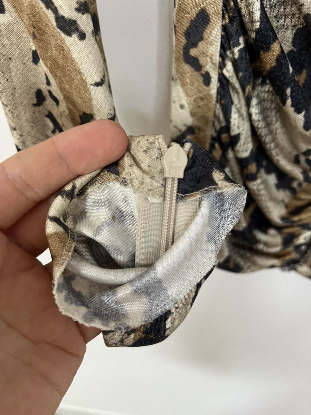 Blumarine Blumarine silk top long sleeve Size L / US 10 / IT 46 - 4 Thumbnail