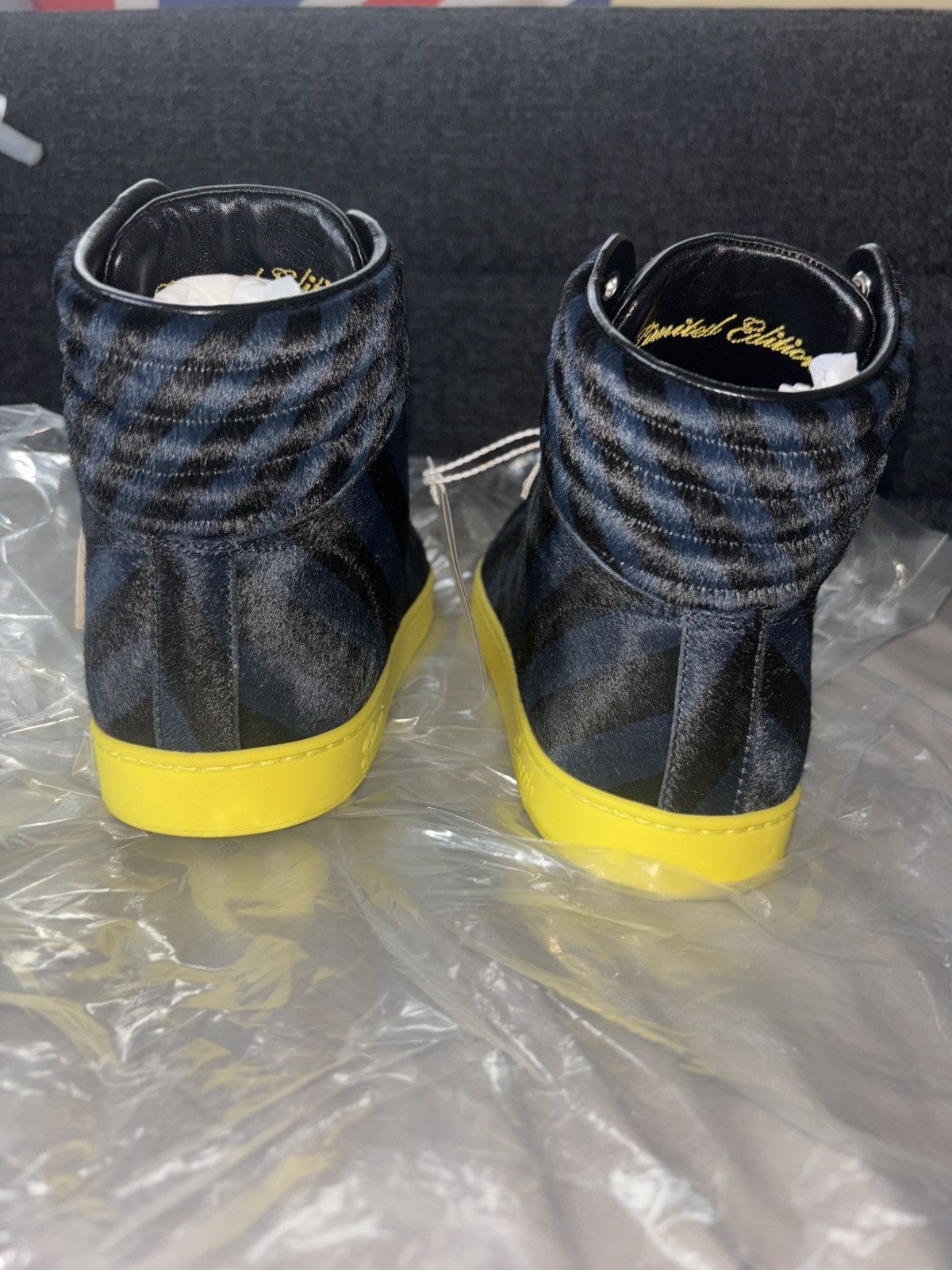 Gucci Gucci Pony Blue/Black Calf Stripe Size US 9.5 / EU 42-43 - 4 Thumbnail