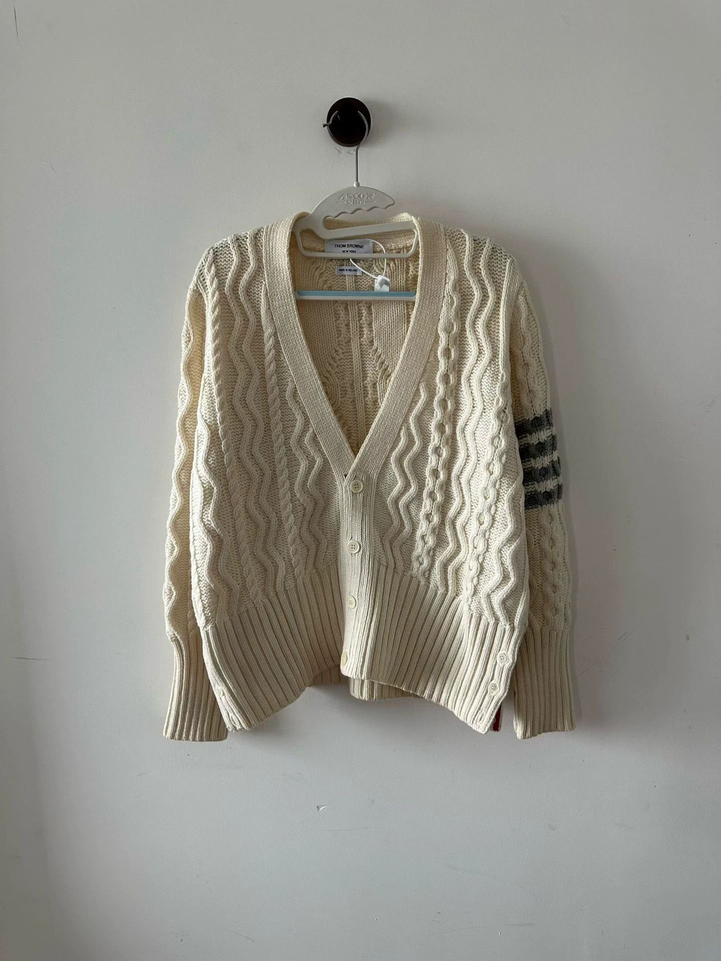 Thom Browne Thom Browne Off-White Wool Cardigan Size 0 New Size XS / US 0-2 / IT 36-38 - 1 Thumbnail