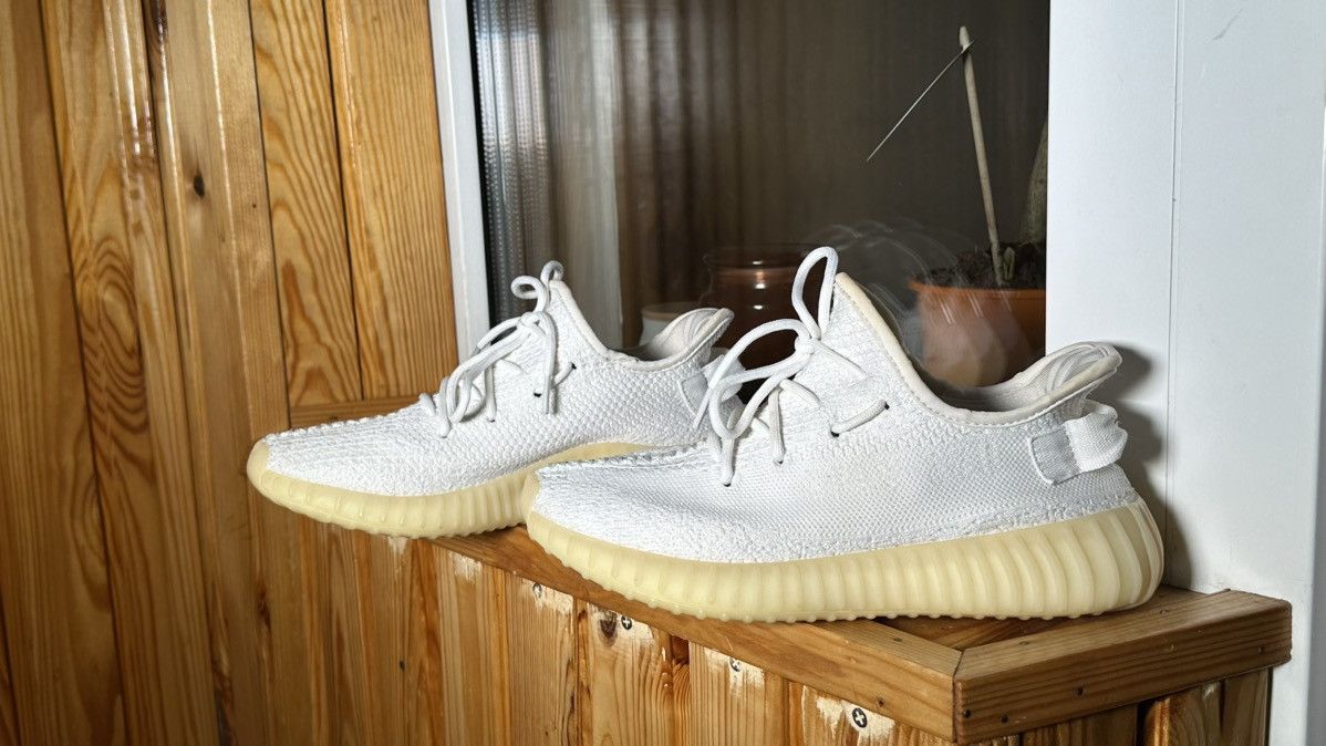 Adidas × Yeezy Adidas Yeezy 350 v2 triple white🔥🔥 Size US 7.5 / EU 40-41 - 8 Thumbnail