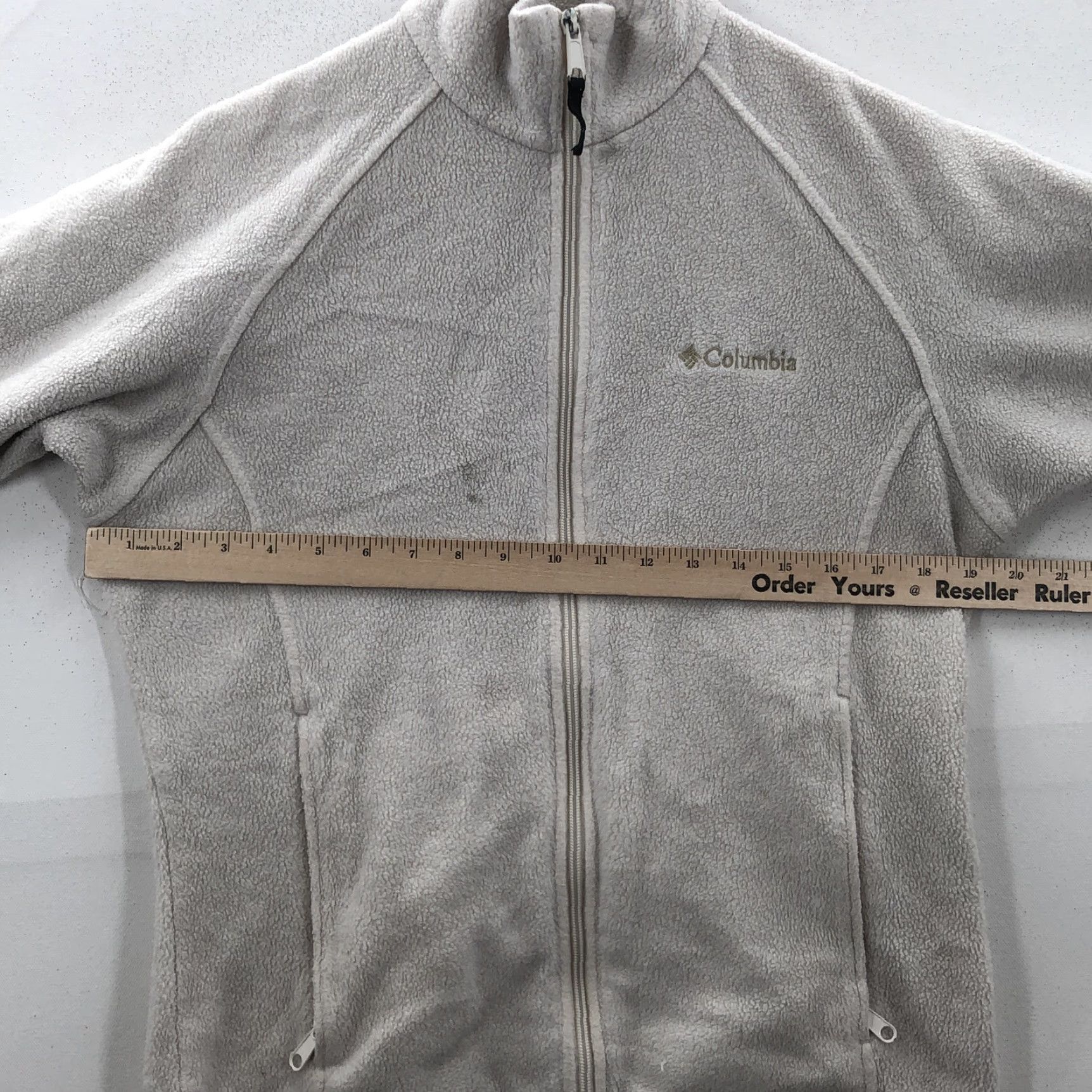 Vintage Columbia Womens White Fleece Jacket Zip Pockets Long Sleeve Full Zip Outdoor Activewear Small Size S / US 4 / IT 40 - 2 Thumbnail