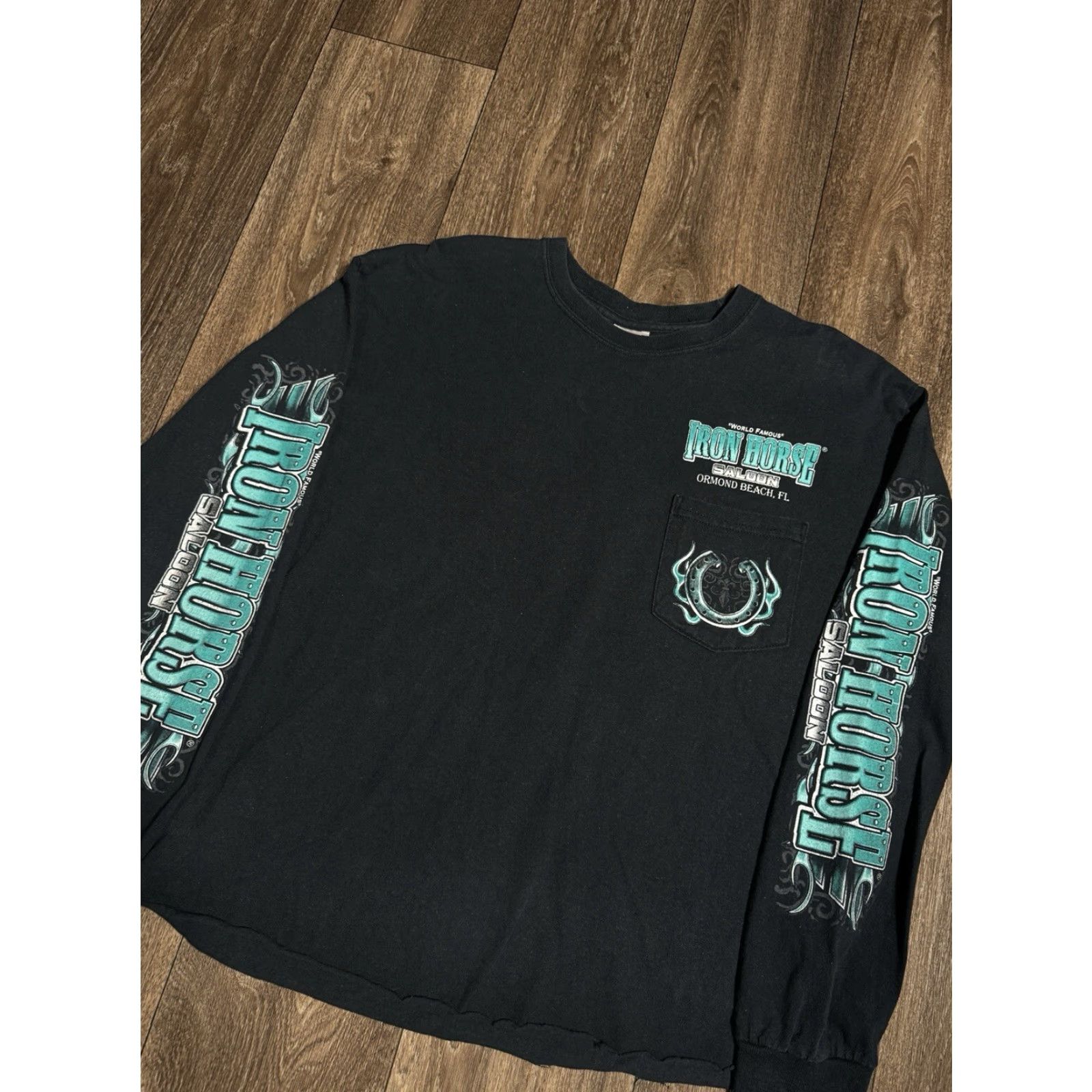 Gildan VINTAGE Iron Horse Saloon Biker Motorcycle Grunge Cyber Goth Grunge Black Y2K Tee VTG Gildan T-Shirt Long Sleeve M Black Mens/Womens Size US M / EU 48-50 / 2 - 5 Thumbnail