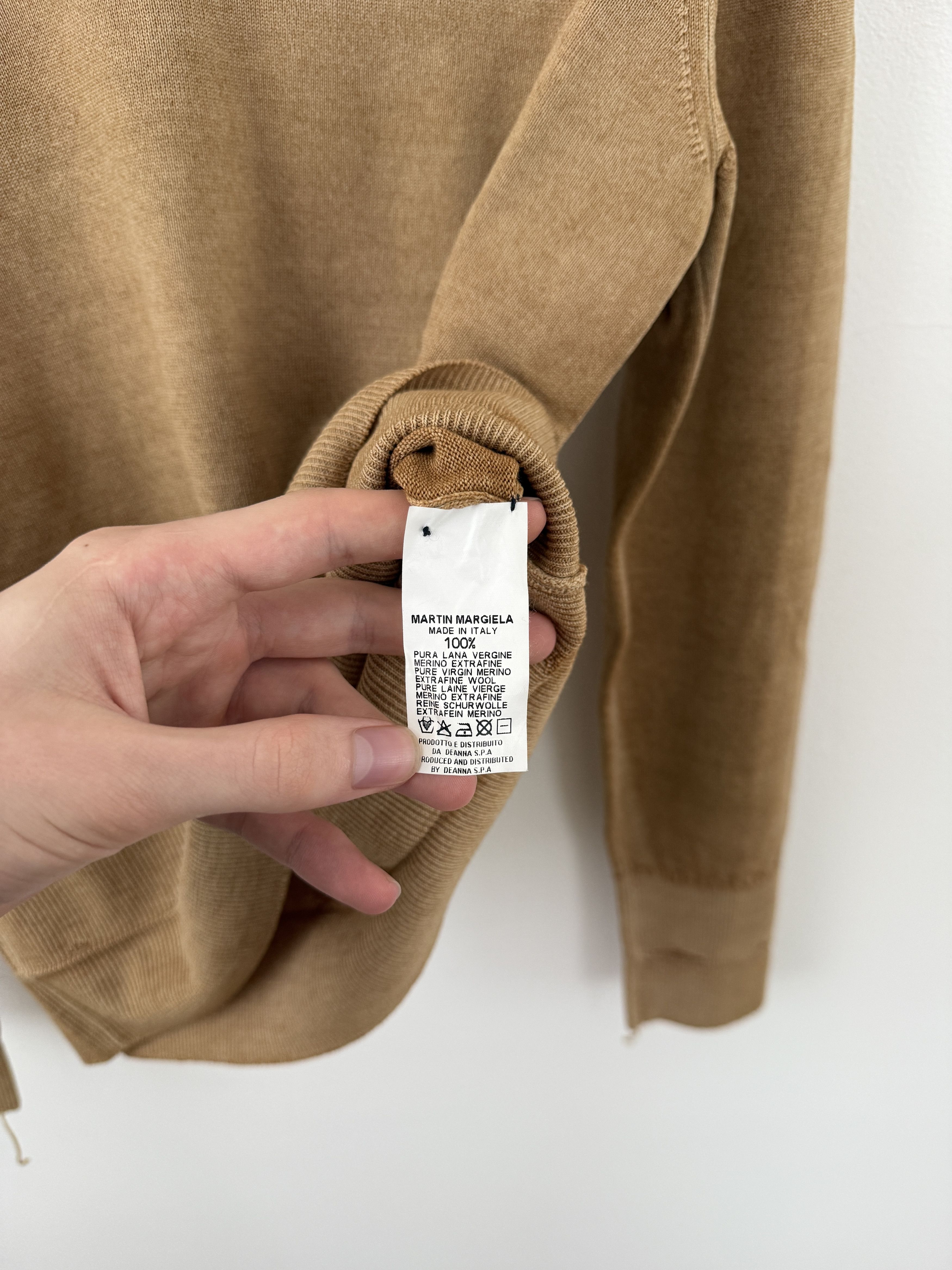 Maison Margiela Miss Deanna 10 Corso Como Distressed Sweater Size L / US 10 / IT 46 - 16 Thumbnail