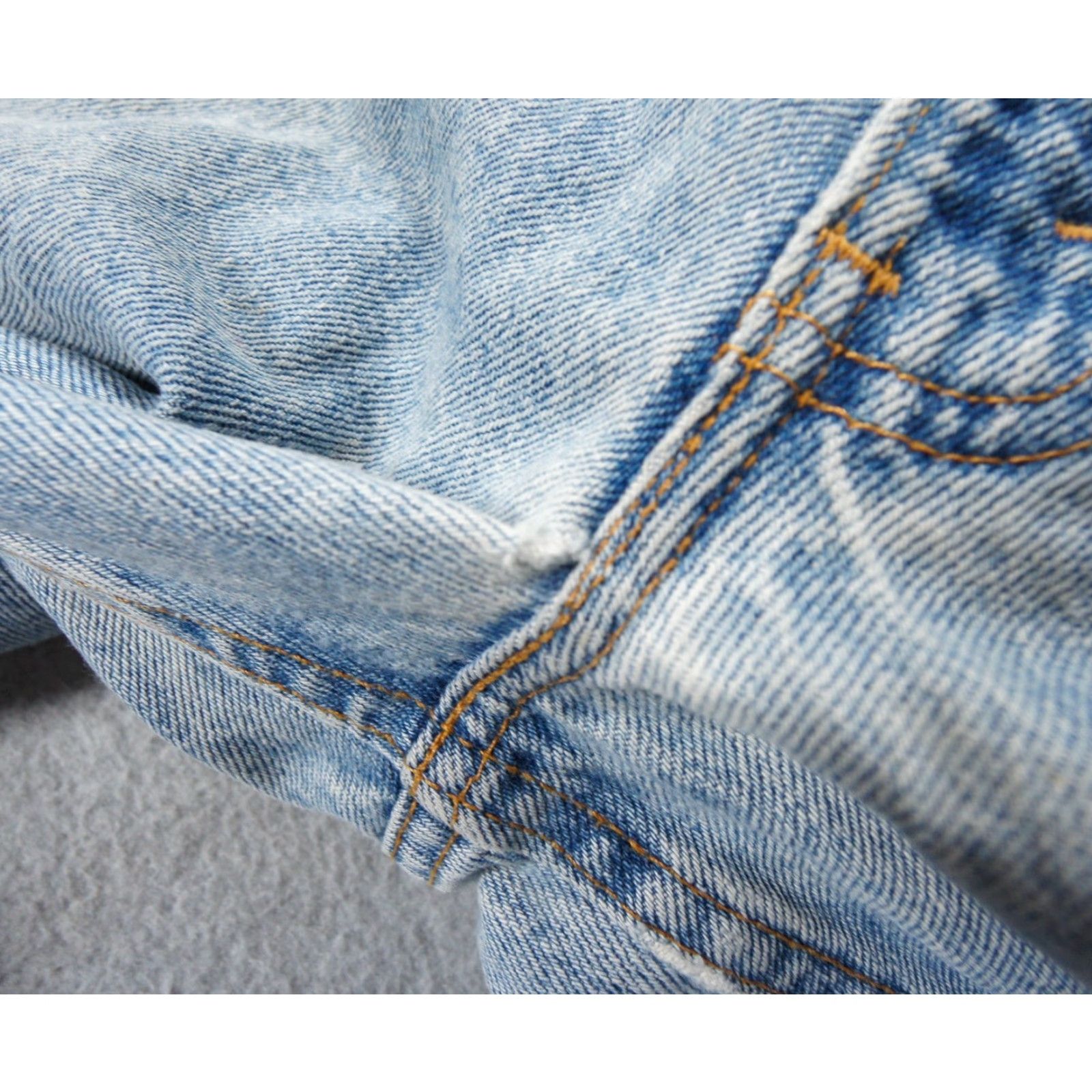 Levi's VINTAGE Levi's Jeans Mens 36x30 Blue Denim 560 Loose Fit Tapered Leg 90s Jeans Mens Size US 36 / EU 52 - 7 Thumbnail