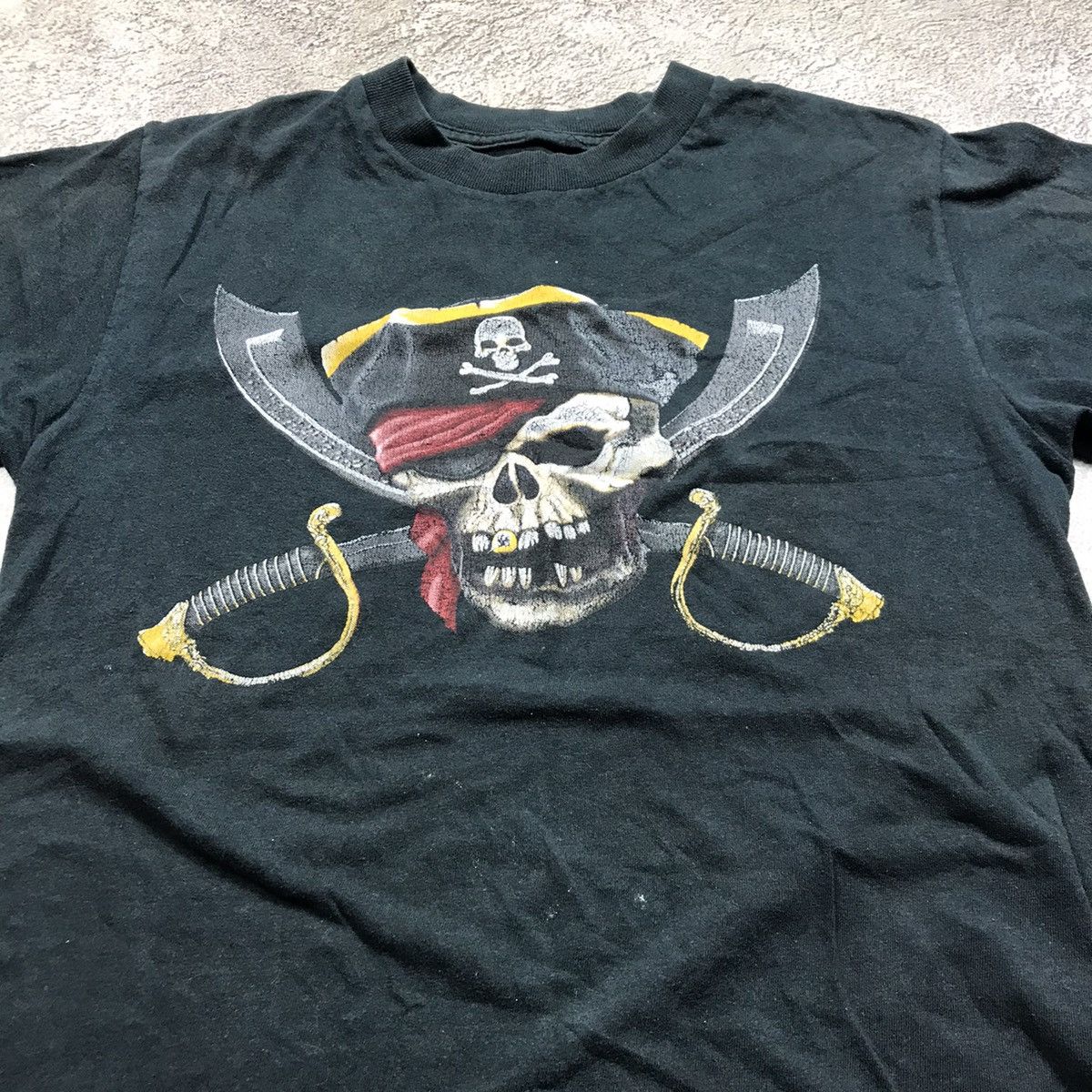Vintage Vintage 90s Y2K Pirate Skull Graphic Tee Skate Grunge Boxy M Size US M / EU 48-50 / 2 - 3 Thumbnail