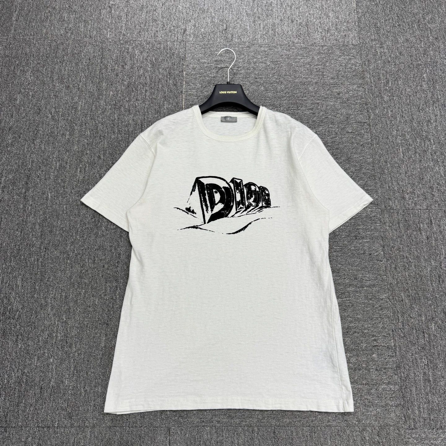 Dior White Short Sleeve Graphic Tee Size US L / EU 52-54 / 3 - 1 Thumbnail