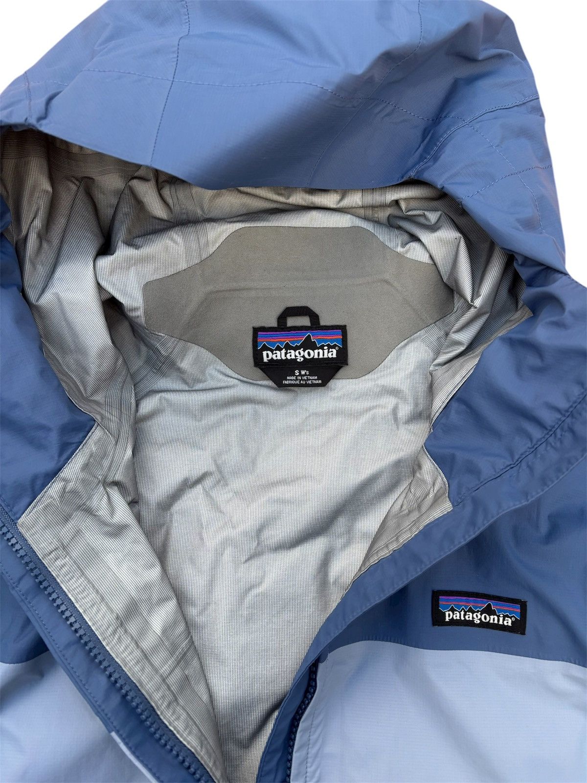 Patagonia Patagonia Women's Torrentshell 3L Rain Jacket Size S / US 4 / IT 40 - 2 Thumbnail