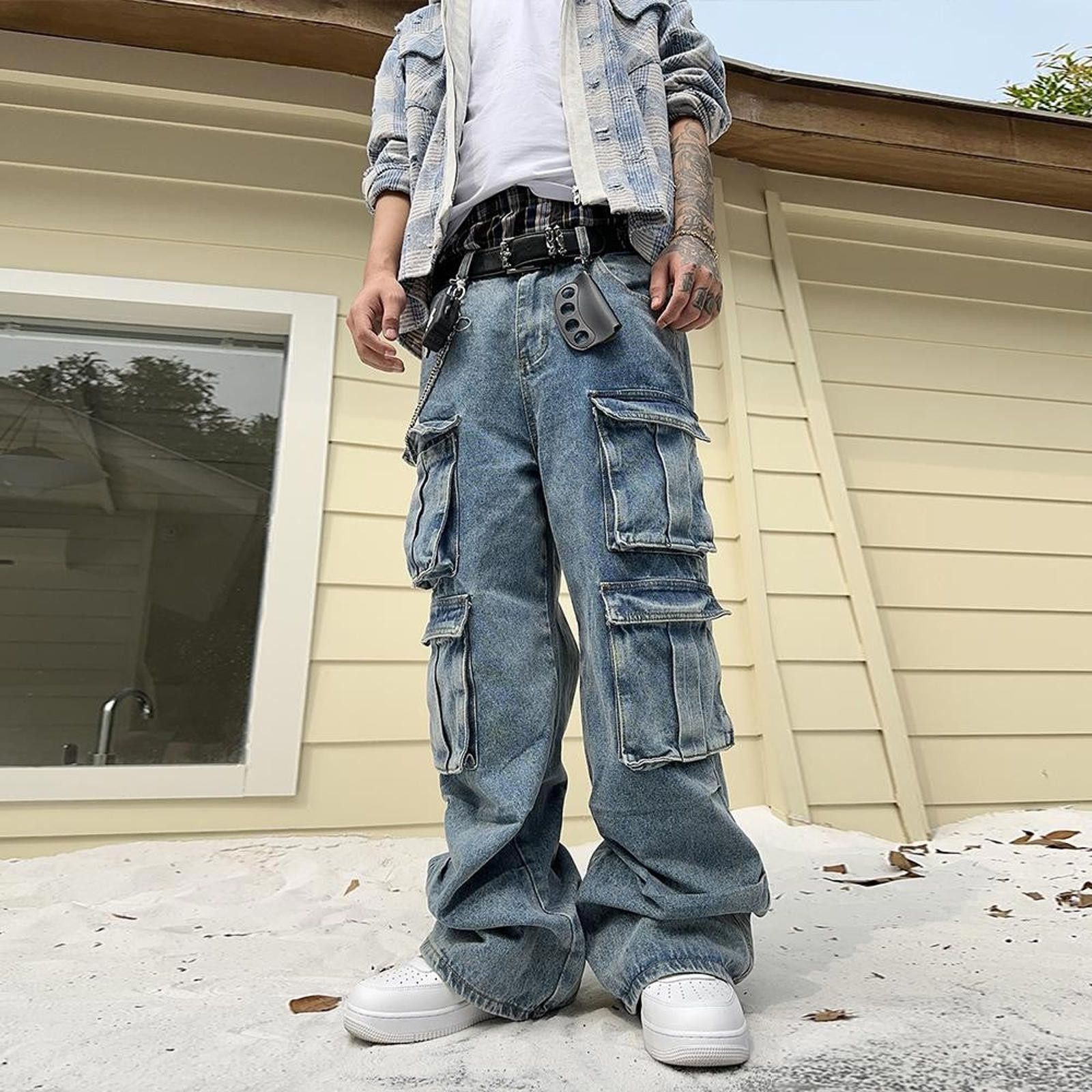 Japanese Brand Multi Pocket Cargo Stacked Flared Jeans Size US 32 / EU 48 - 2 Thumbnail