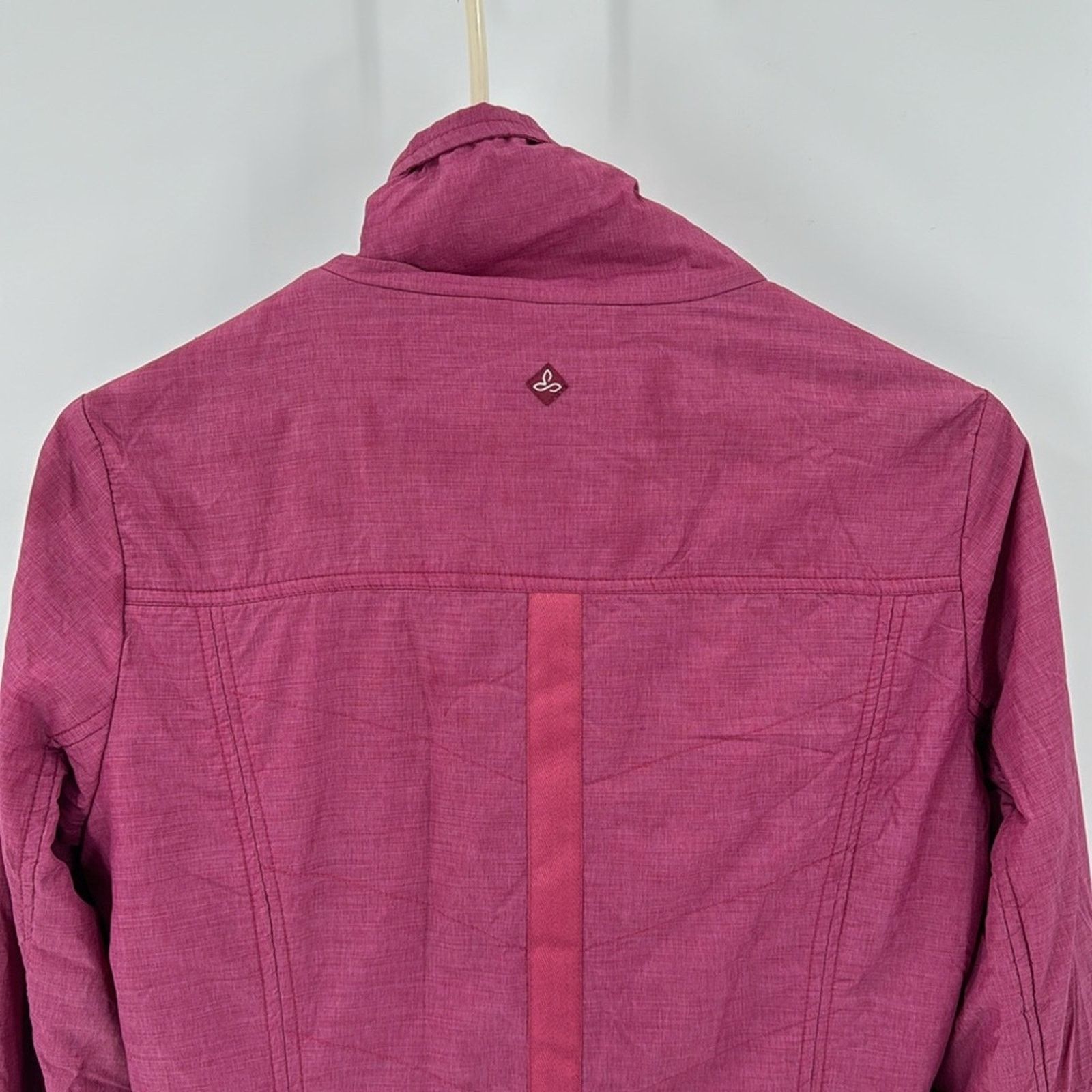 Prana PrAna Chantal Puffer Jacket Plum Red Gorpcore hiking size s Size S / US 4 / IT 40 - 4 Thumbnail