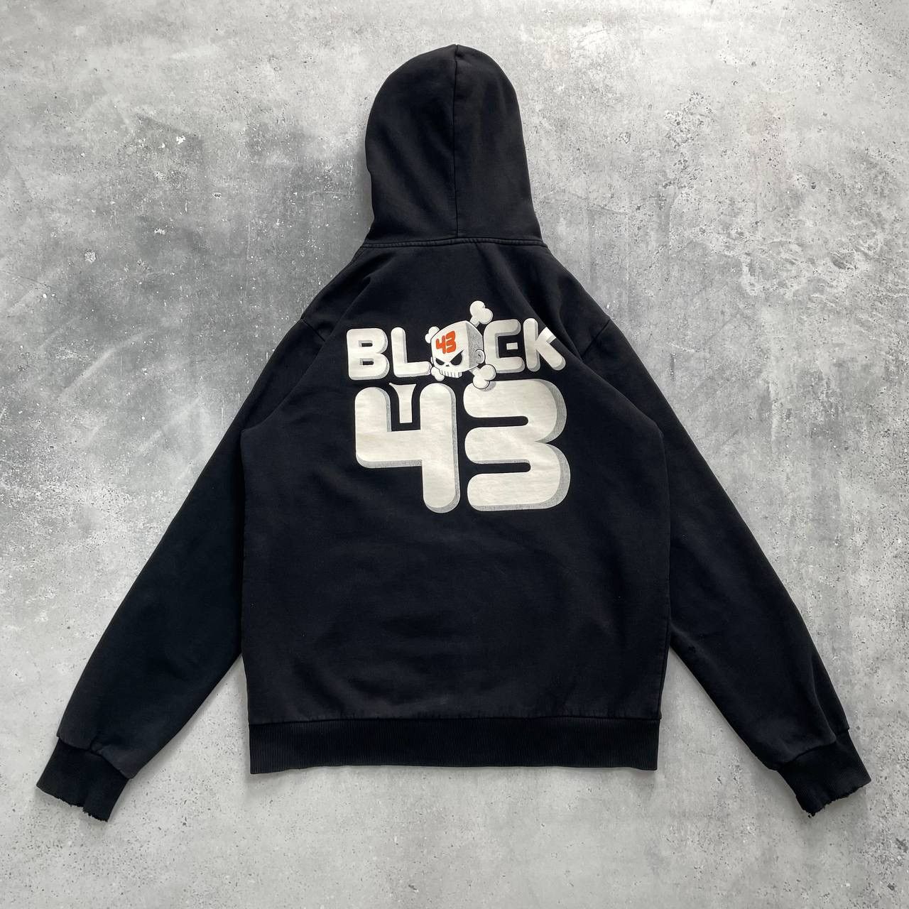 DC Vintage DC Shoes Ken Block No 43 Full Zip Hoodie Faded Black Size US L / EU 52-54 / 3 - 2 Thumbnail