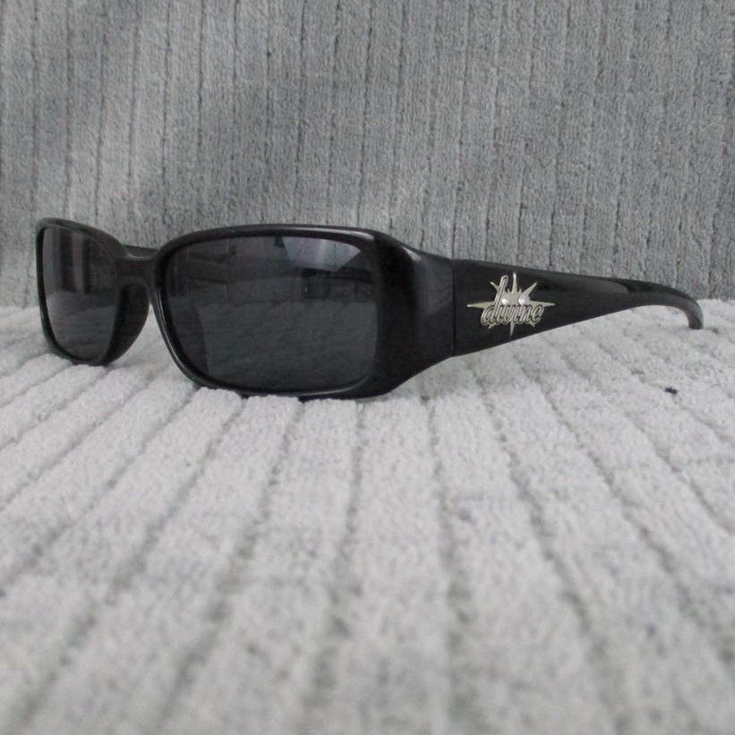 Other New Divine Eyewear Nice Black/Smoke Sunglasses Women's NWT Size ONE SIZE - 2 Thumbnail