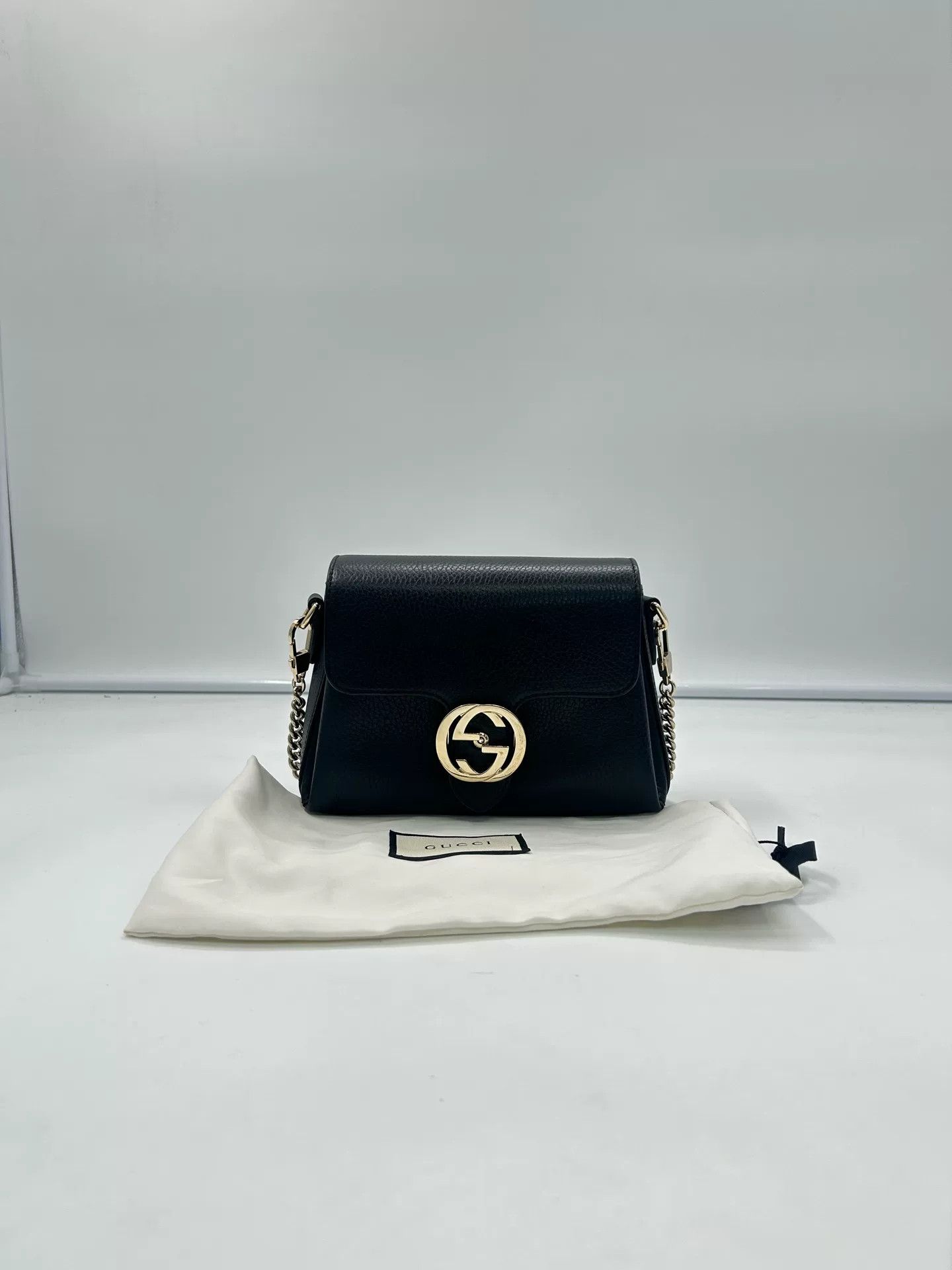 Gucci Gucci Black Gold Accordion Bag Size ONE SIZE - 1 Thumbnail