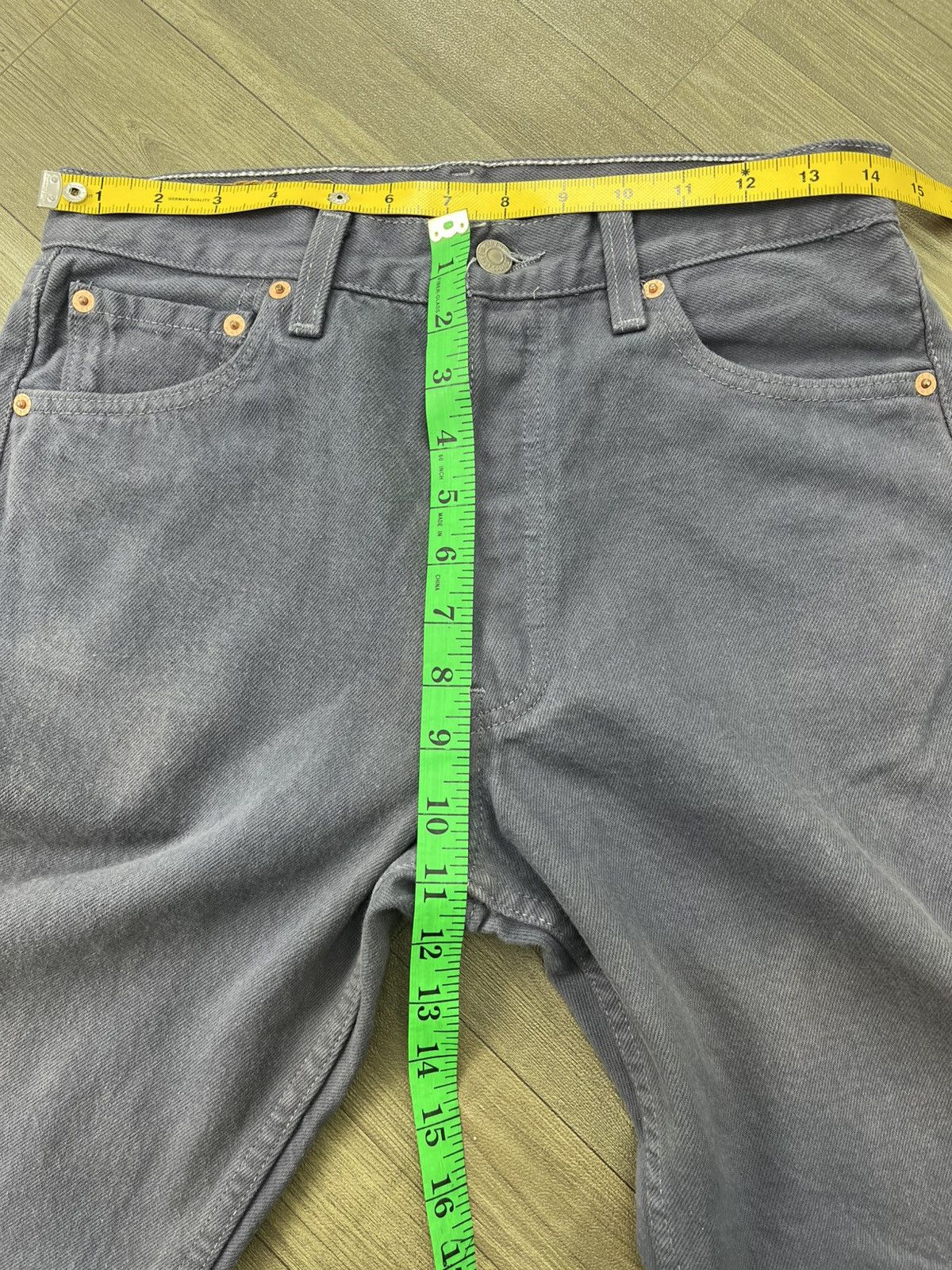 Levi's Vintage Clothing 🇺🇸1990s Vintage Levis 501 30x34 Straight Fit Grey Jeans Size US 30 / EU 46 - 18 Thumbnail