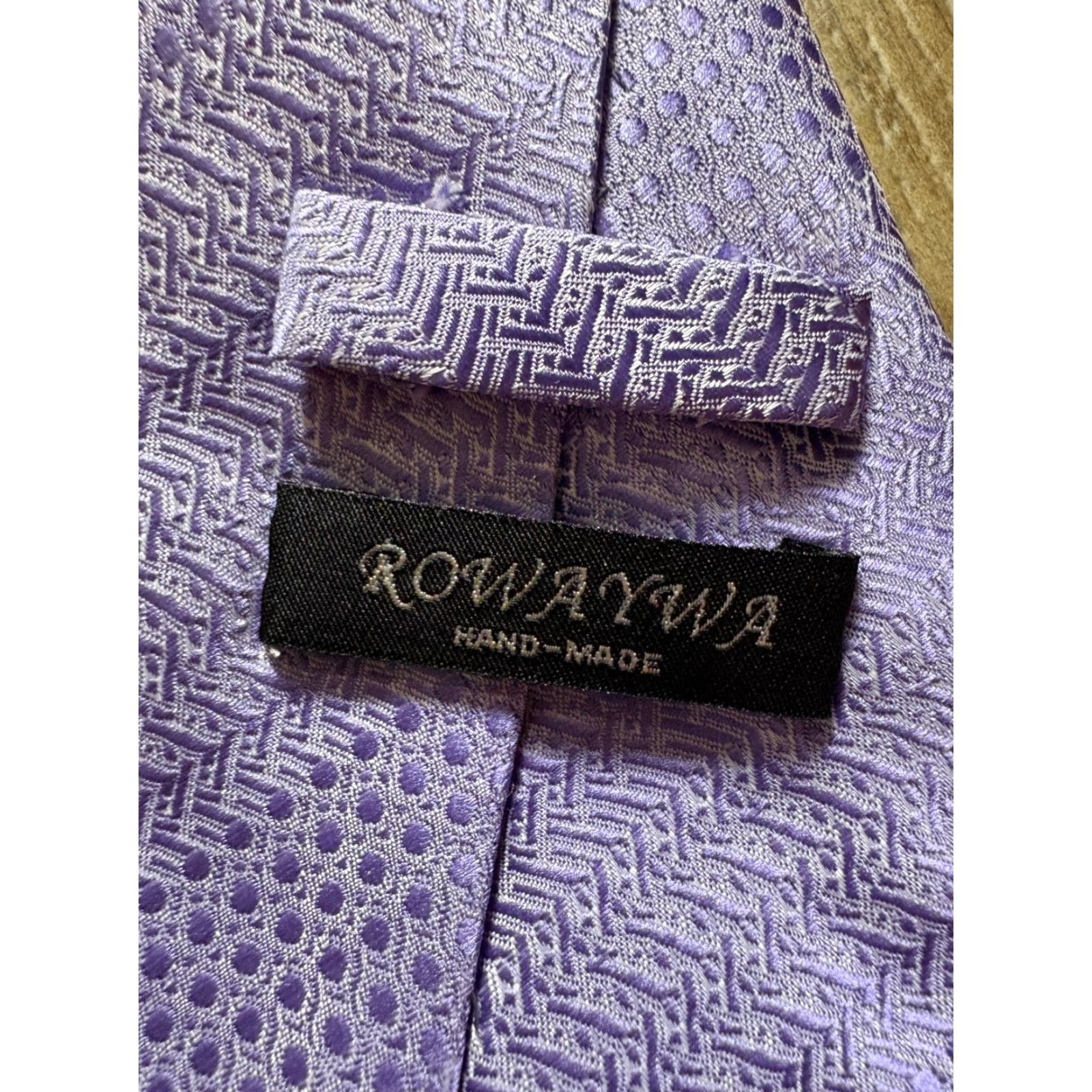 Vintage ROWAYWA Tie Purple 100% Silk Handmade 4" Wide High End Men Designer Silk Tie Size ONE SIZE - 5 Thumbnail